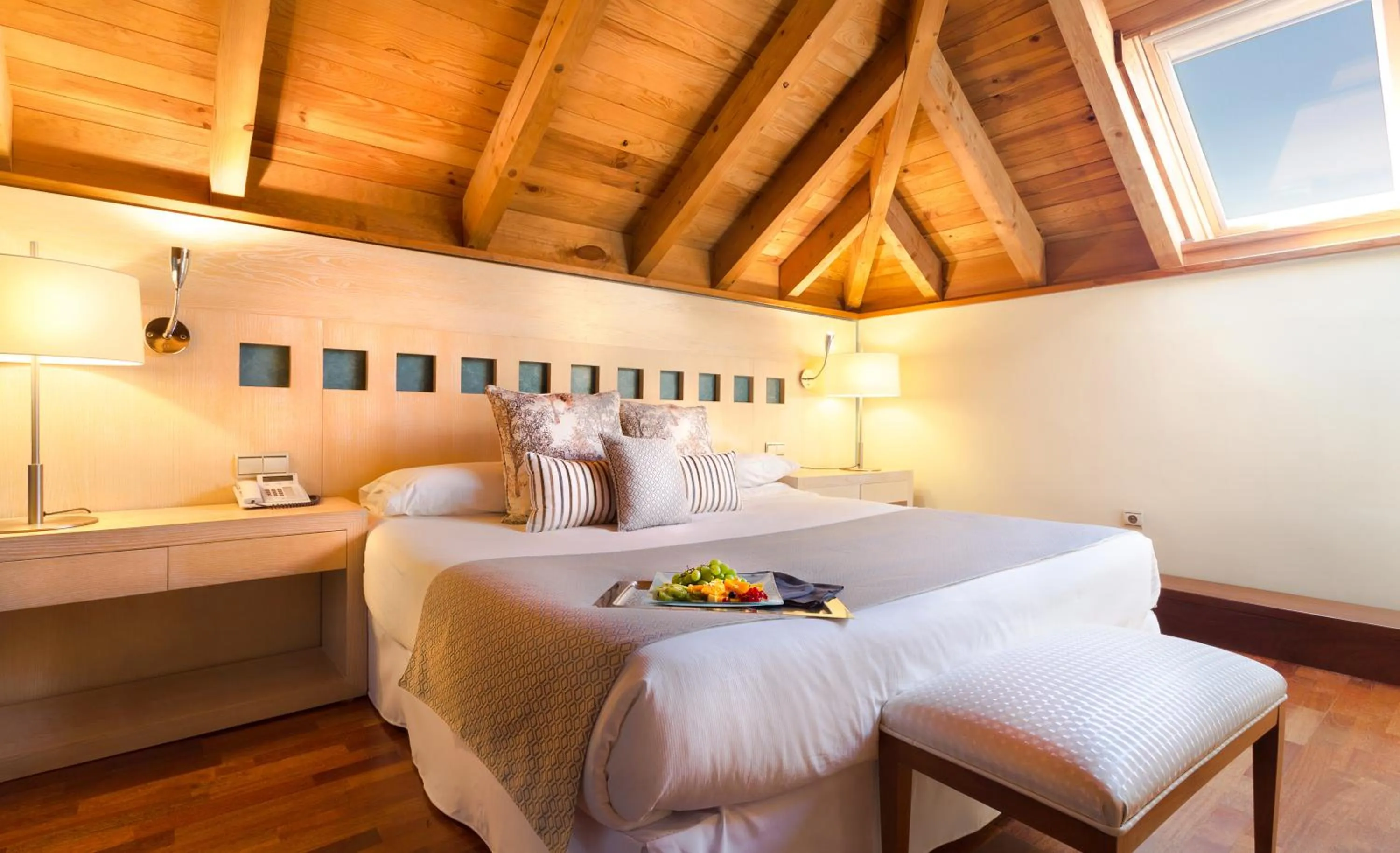 Bedroom, Bed in Izan Puerta de Gredos