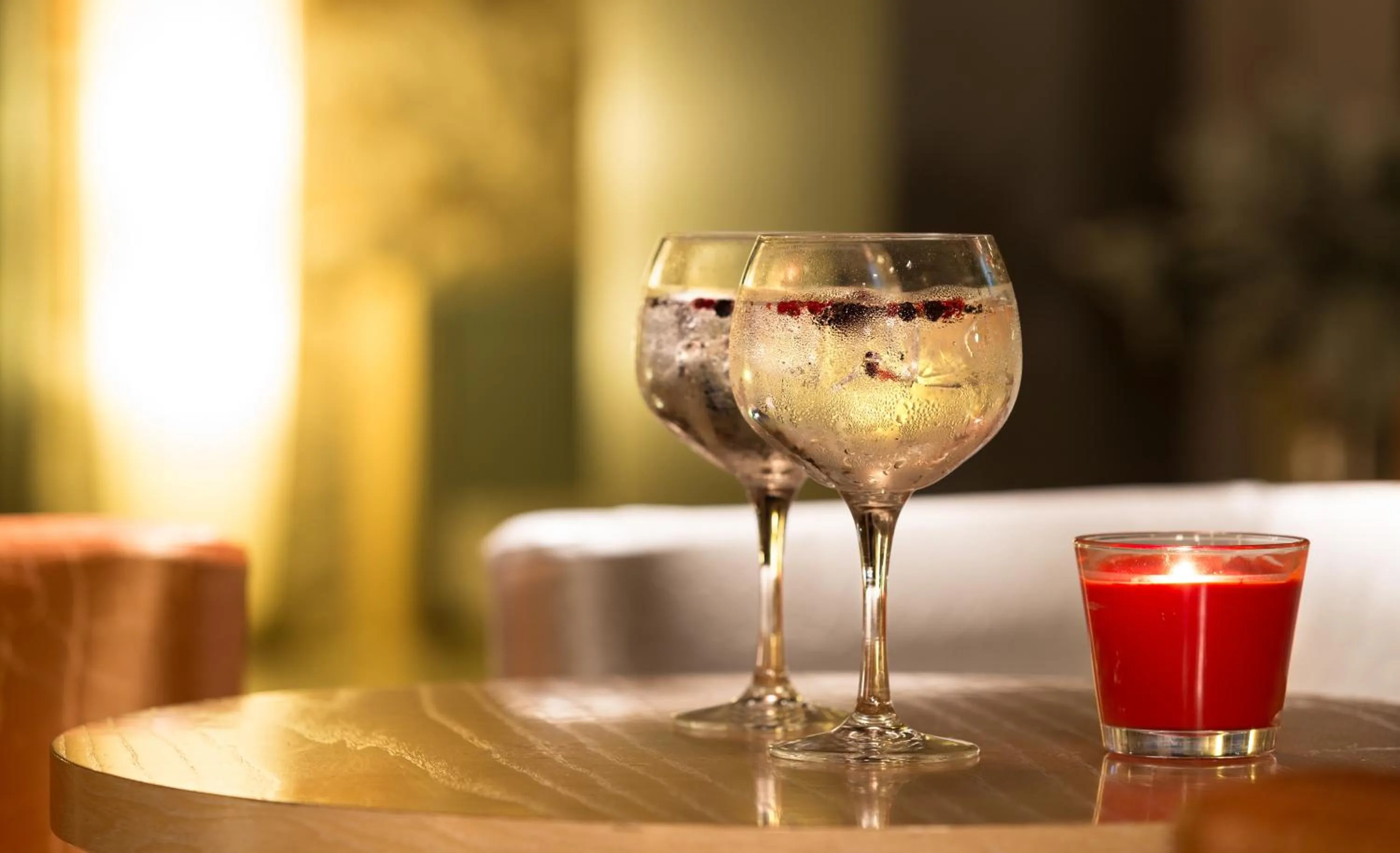 Lounge or bar in Izan Puerta de Gredos