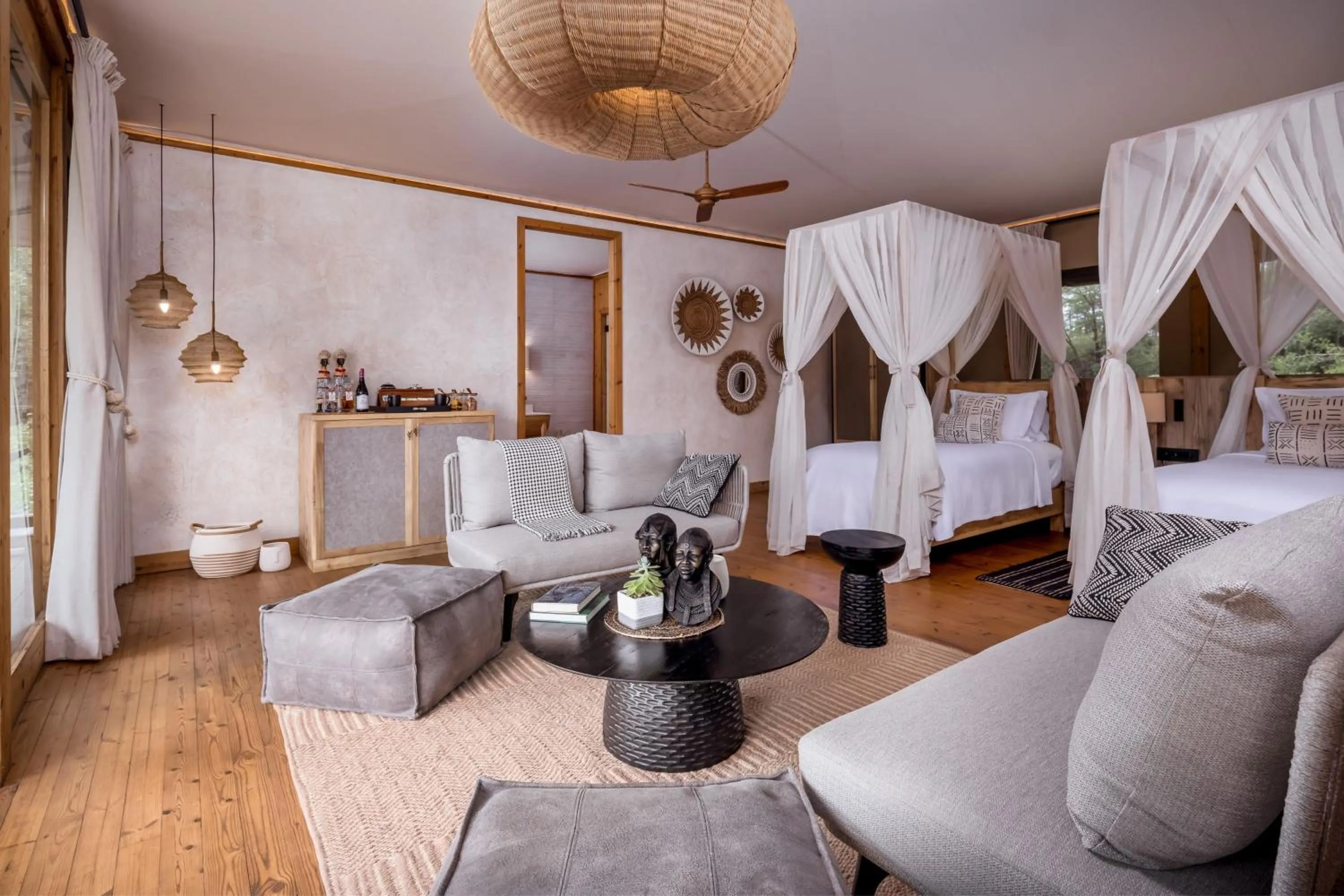 Bedroom, Bed in JW Marriott Masai Mara Lodge