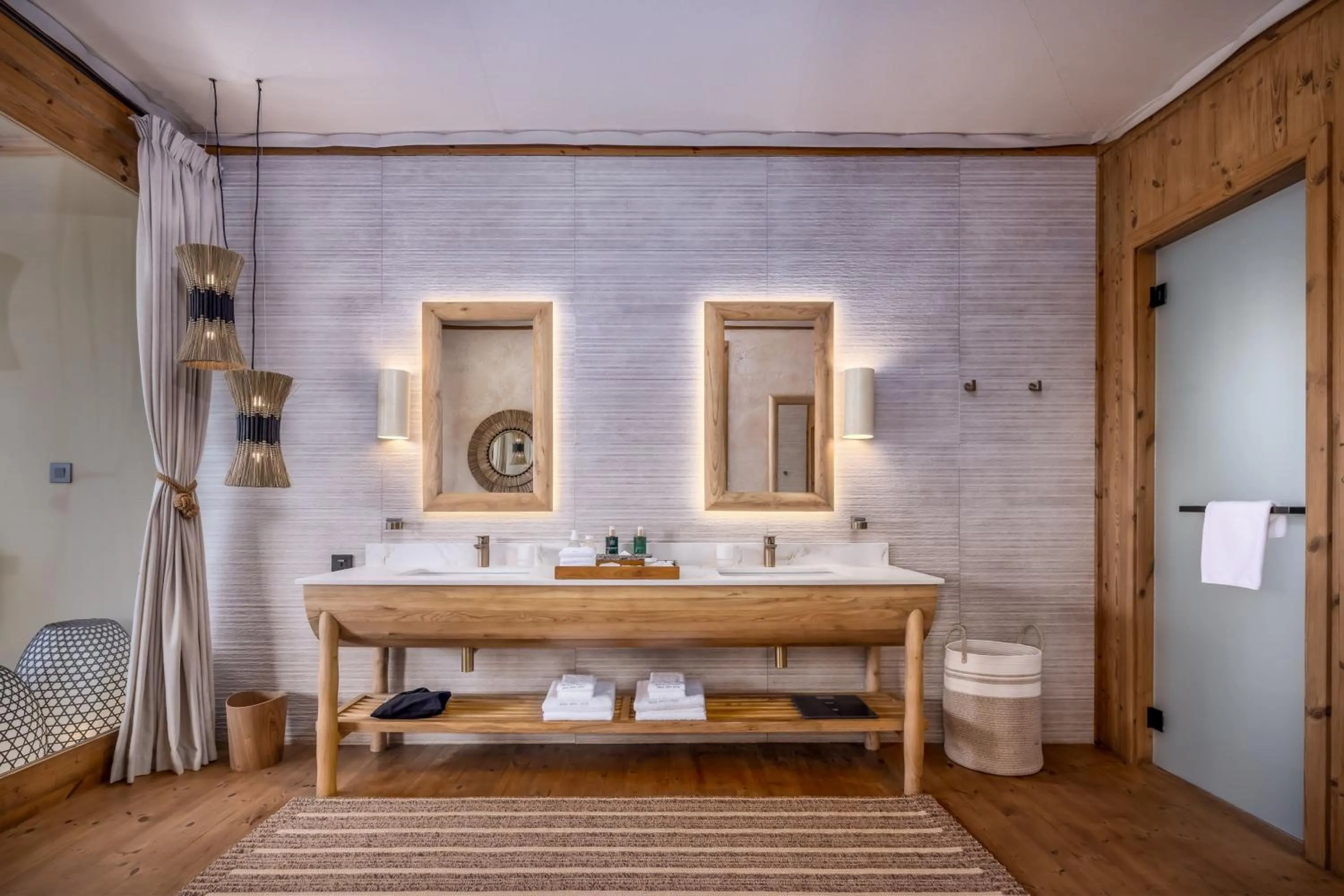 Bathroom in JW Marriott Masai Mara Lodge