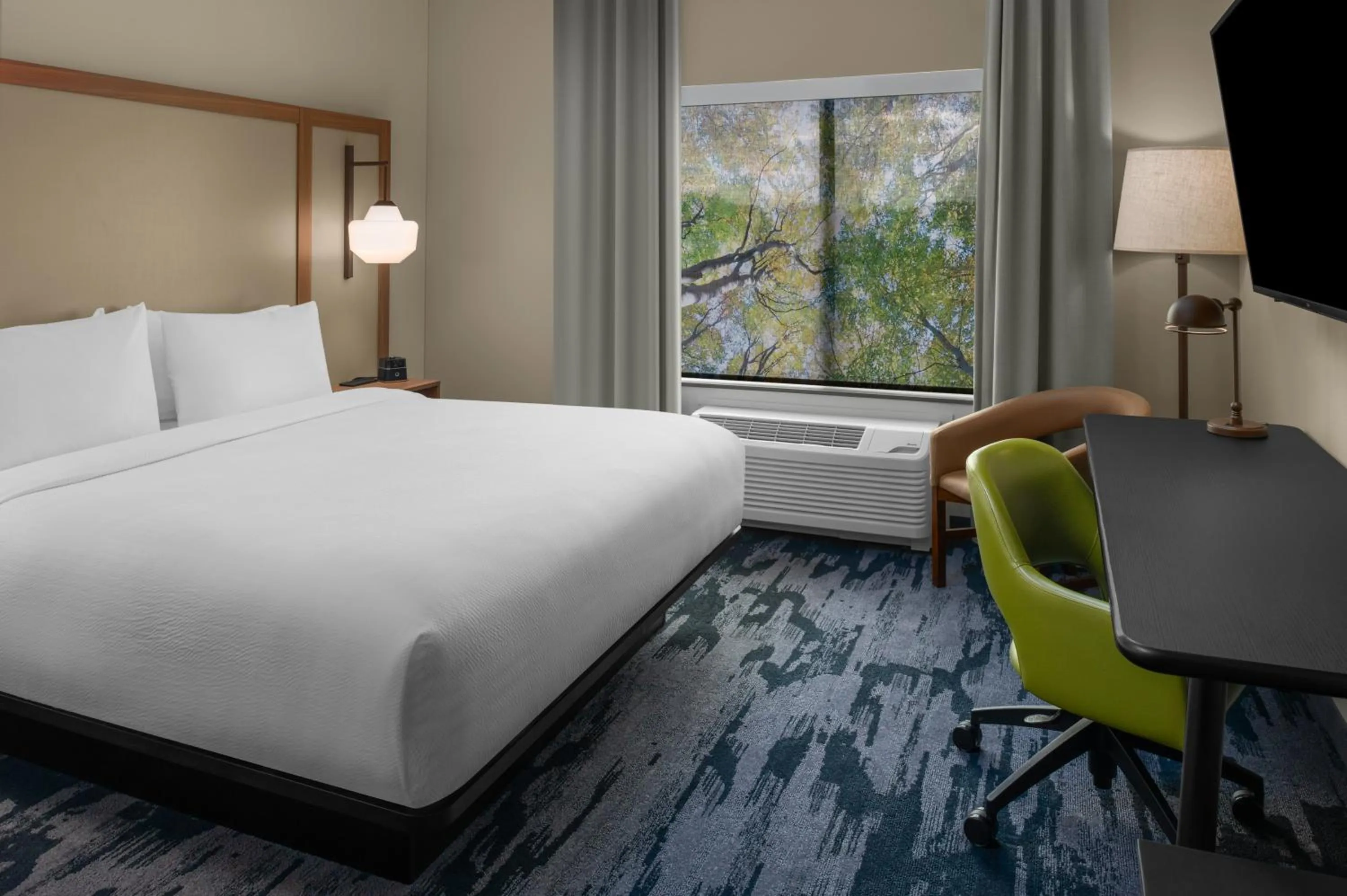 Bedroom, Bed in Fairfield by Marriott Inn & Suites Stockton Lathrop