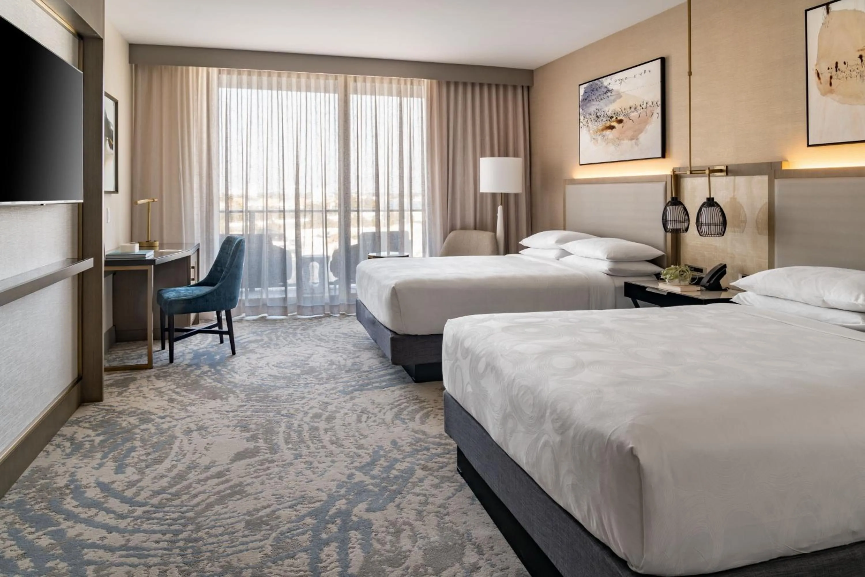 Photo of the whole room, Bed in JW Marriott Clearwater Beach Resort & Spa