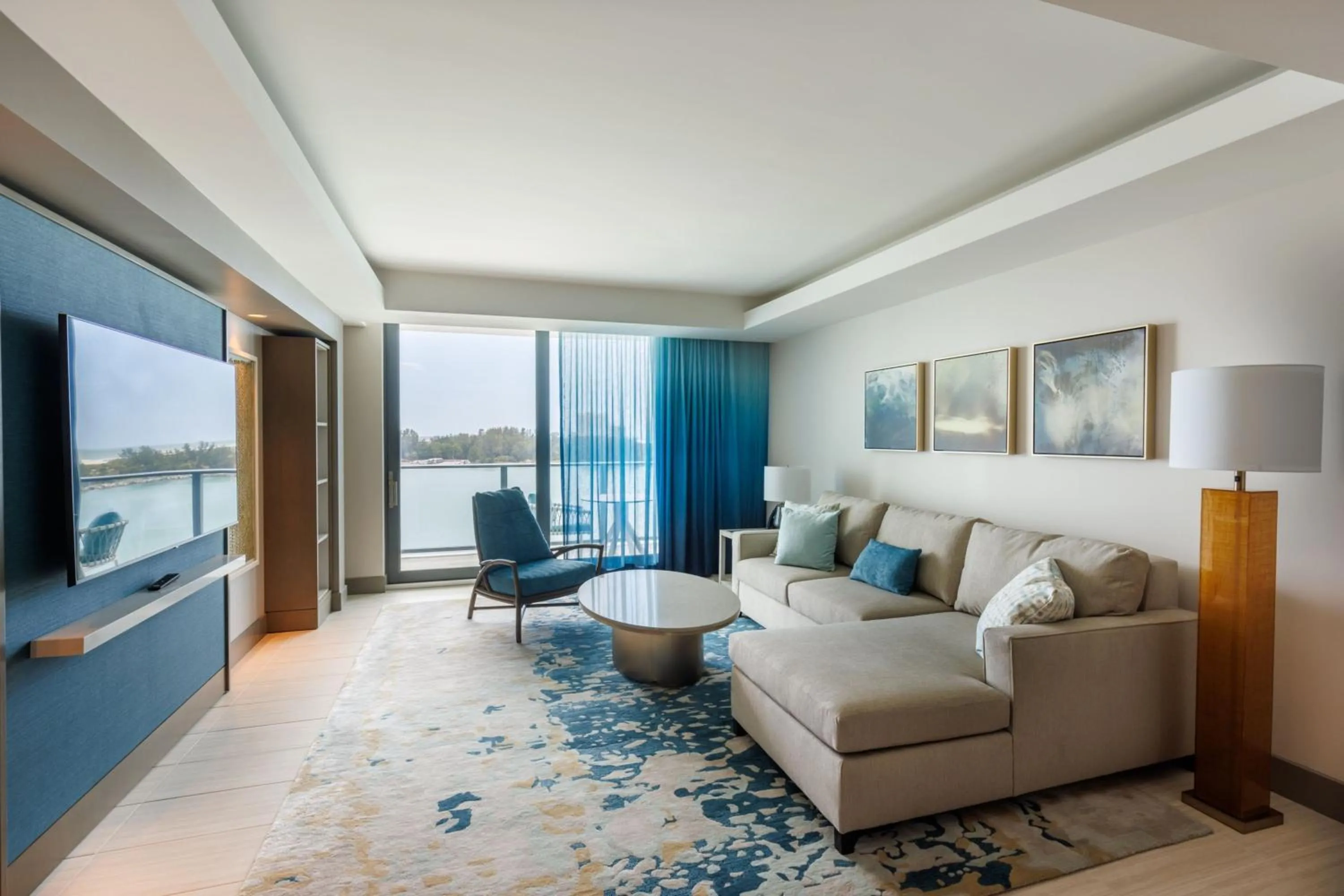 Living room in JW Marriott Clearwater Beach Resort & Spa