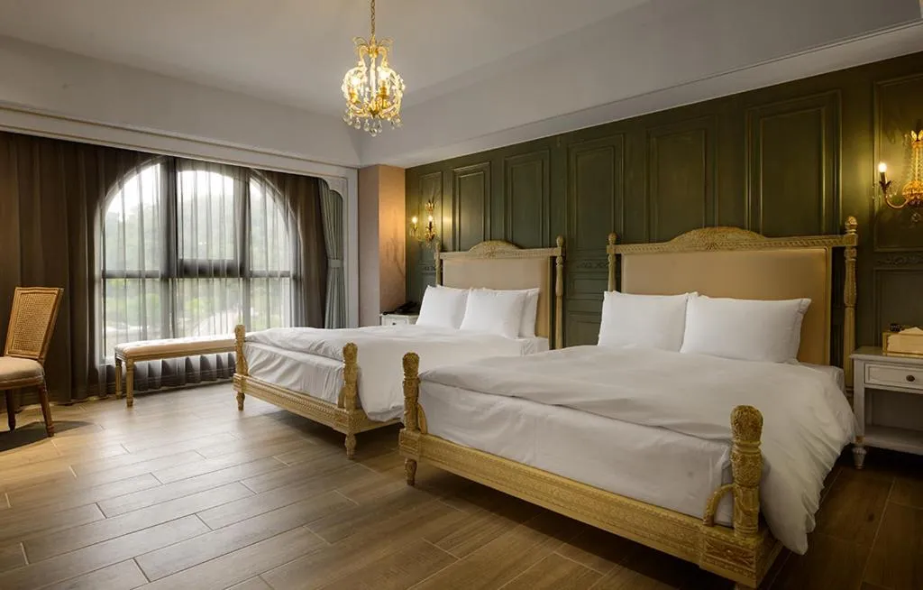 Bed in 格拉斯行館 Grasse Grace Manor 苗栗唯一SLH會員