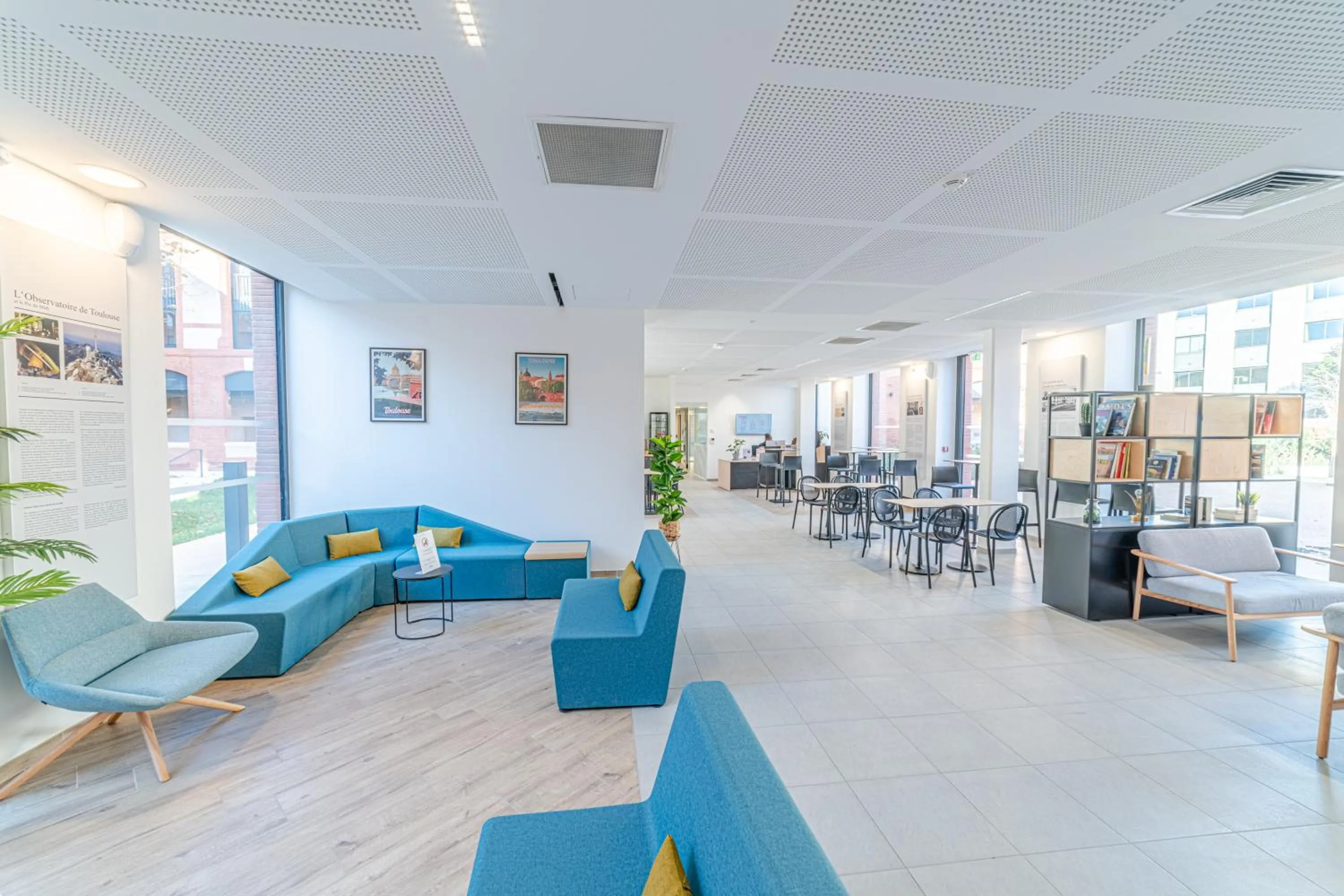 Seating area in Montempô Appart'Hôtel Toulouse Cité Internationale