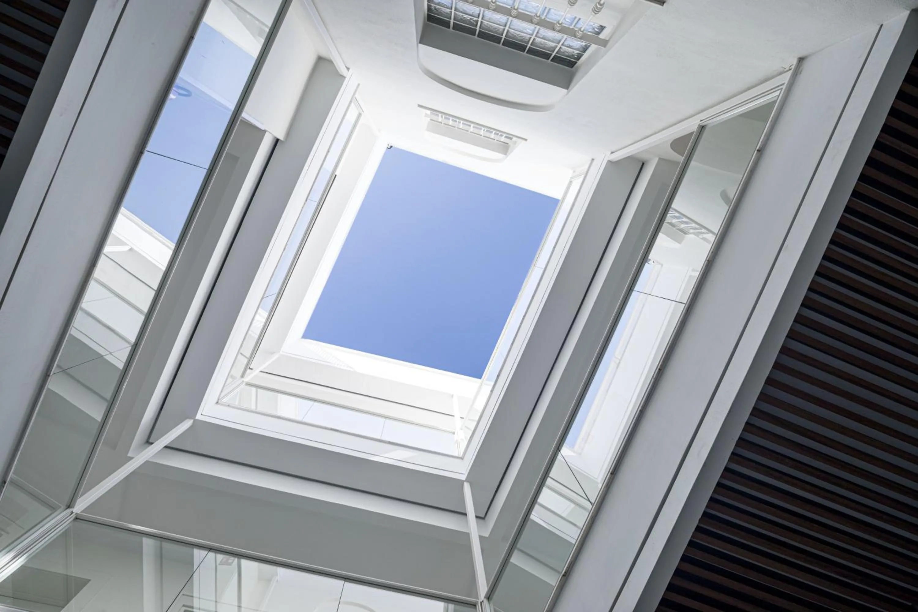 Decorative detail in Mylu Suites by Puerta Catedral