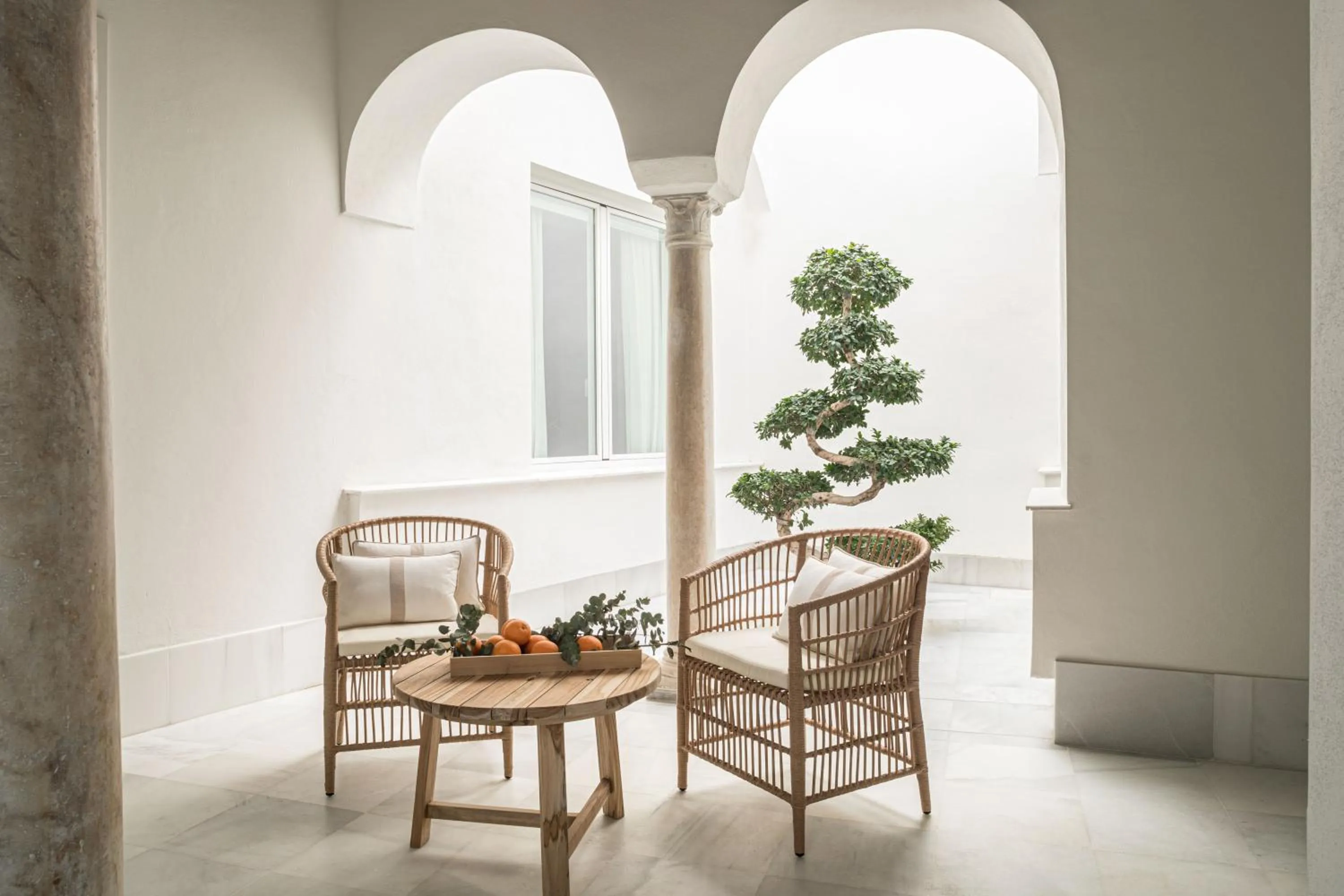 Lobby or reception in Mylu Suites by Puerta Catedral