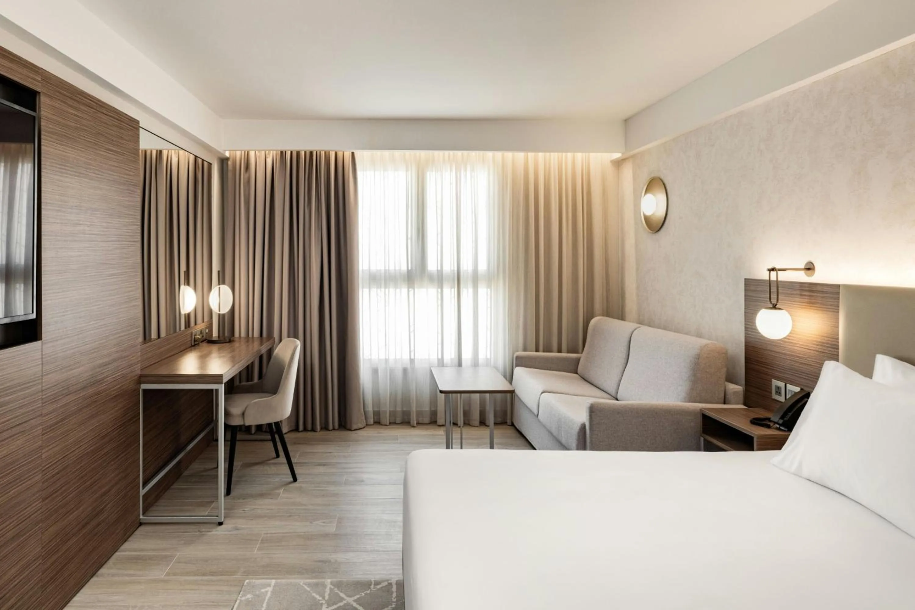 Photo of the whole room, Bed in AC Hotel by Marriott St Julian's