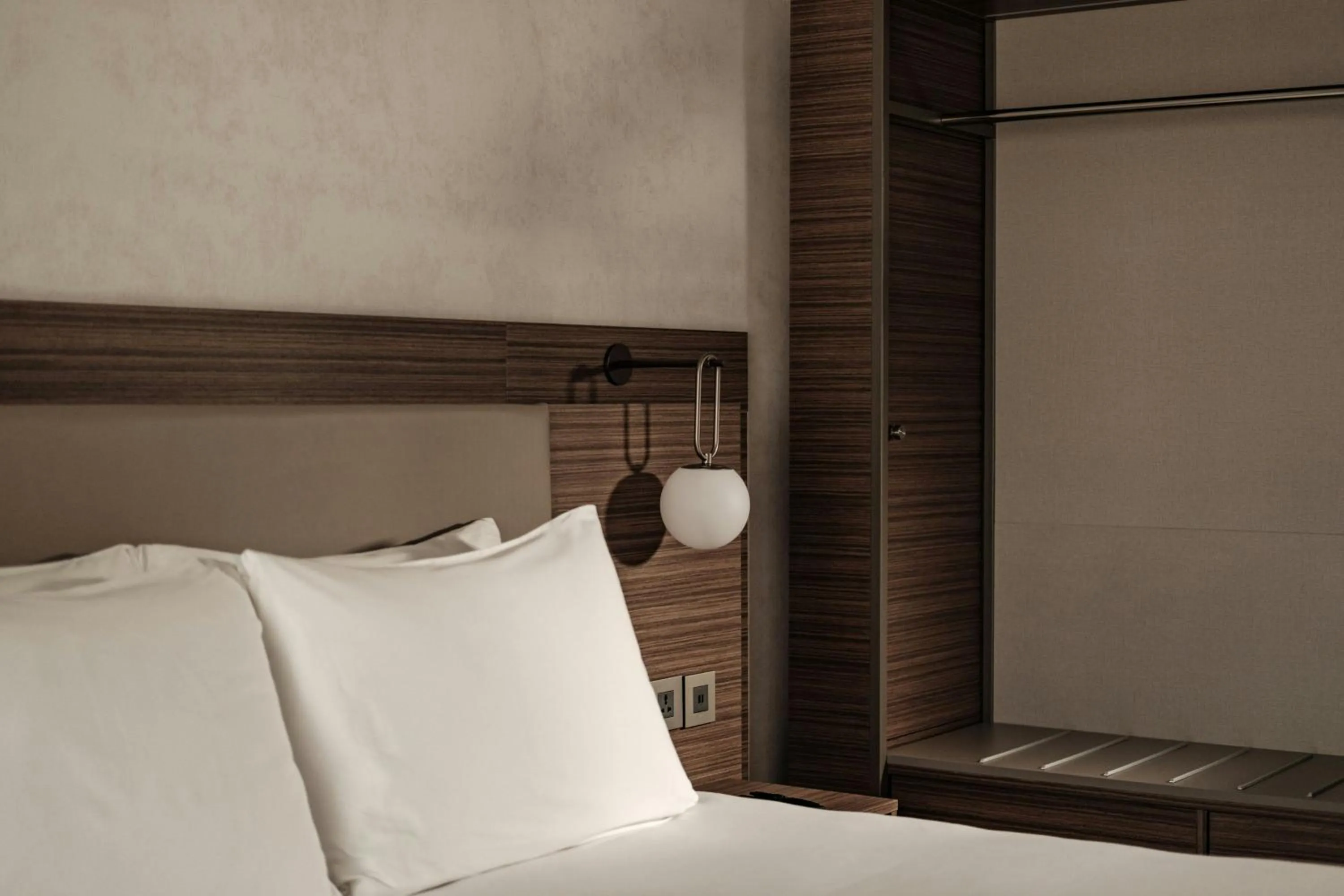 Photo of the whole room, Bed in AC Hotel by Marriott St Julian's