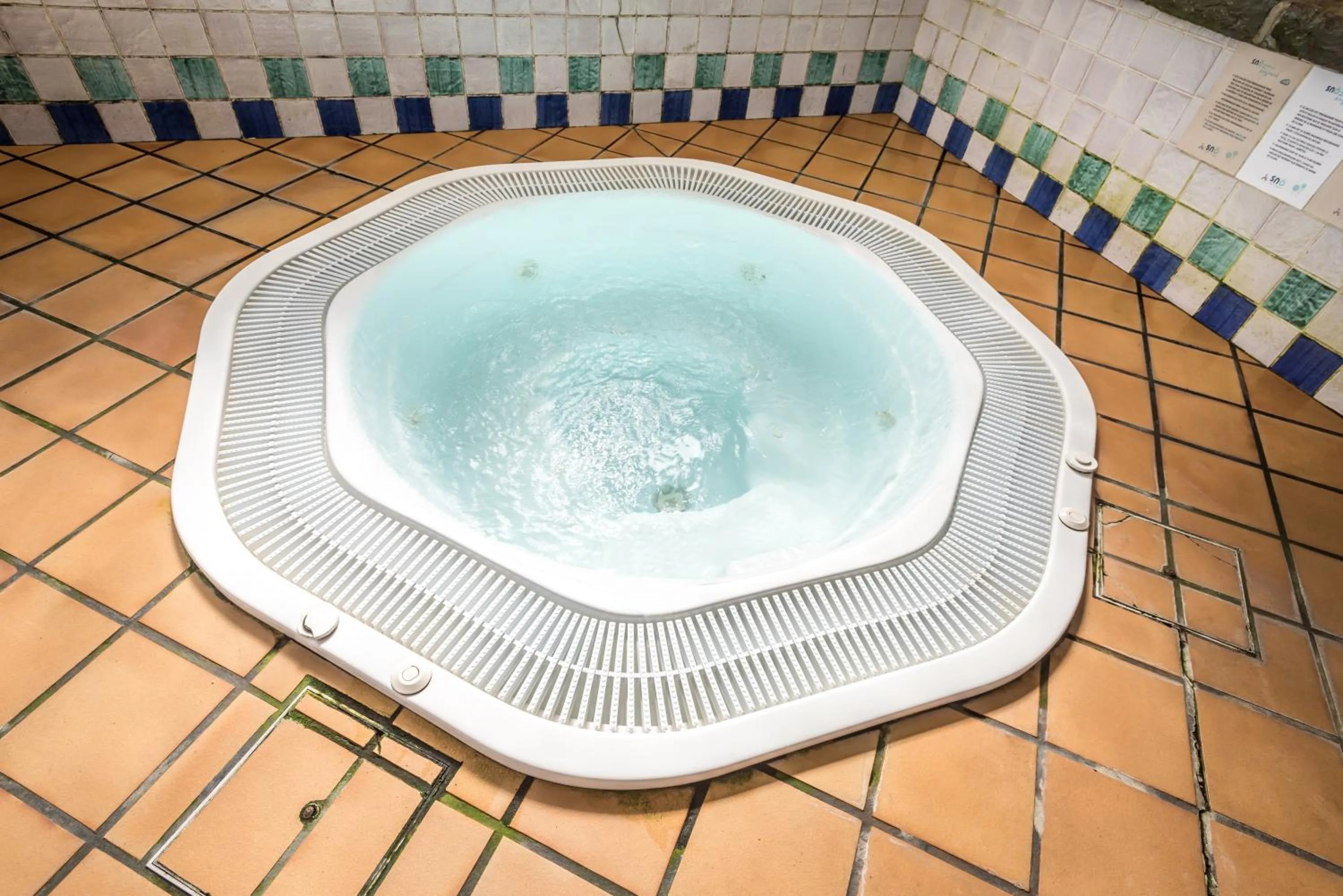 Hot Tub in SNÖ Hotel Formigal