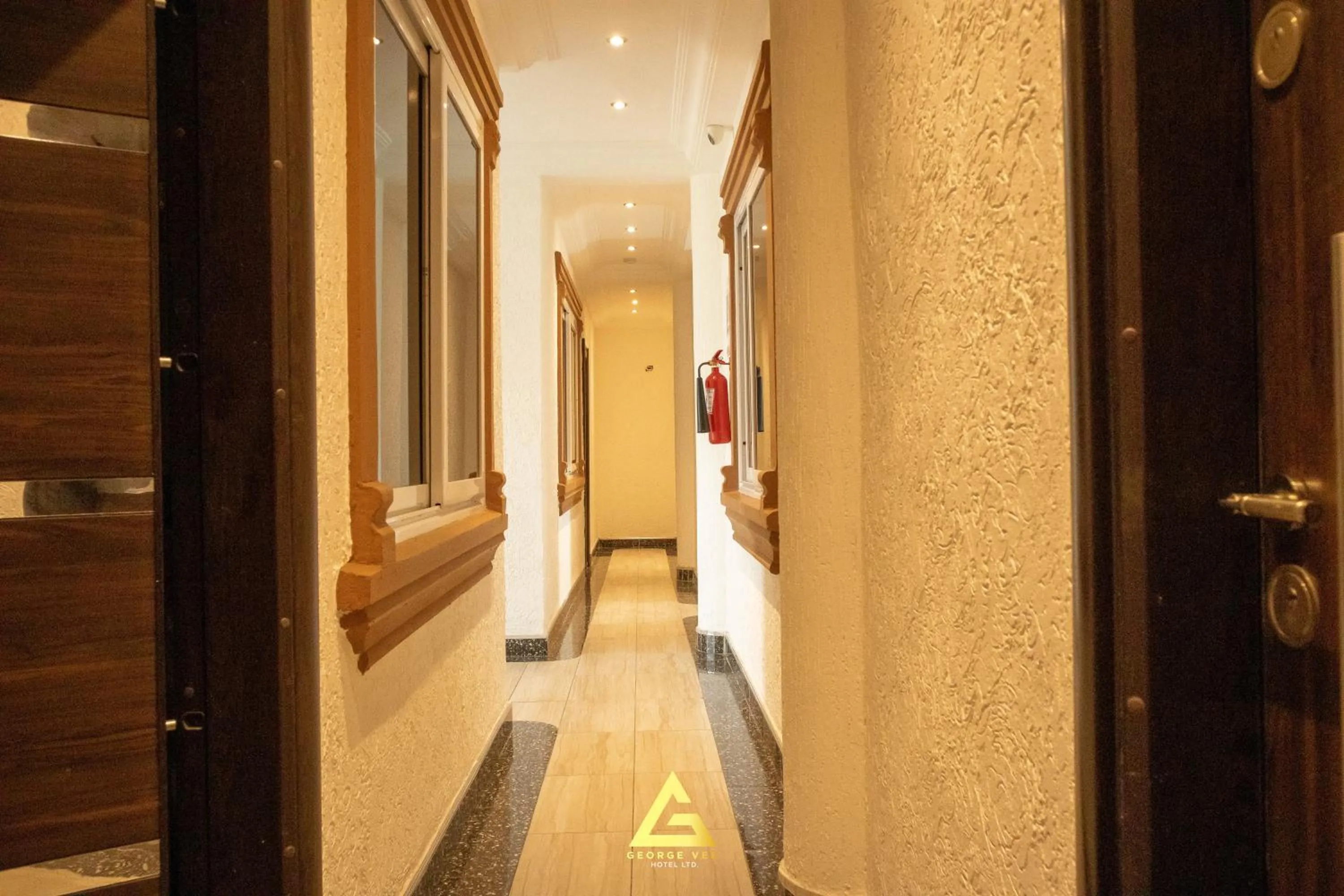 GEORGE VEE HOTEL LTD