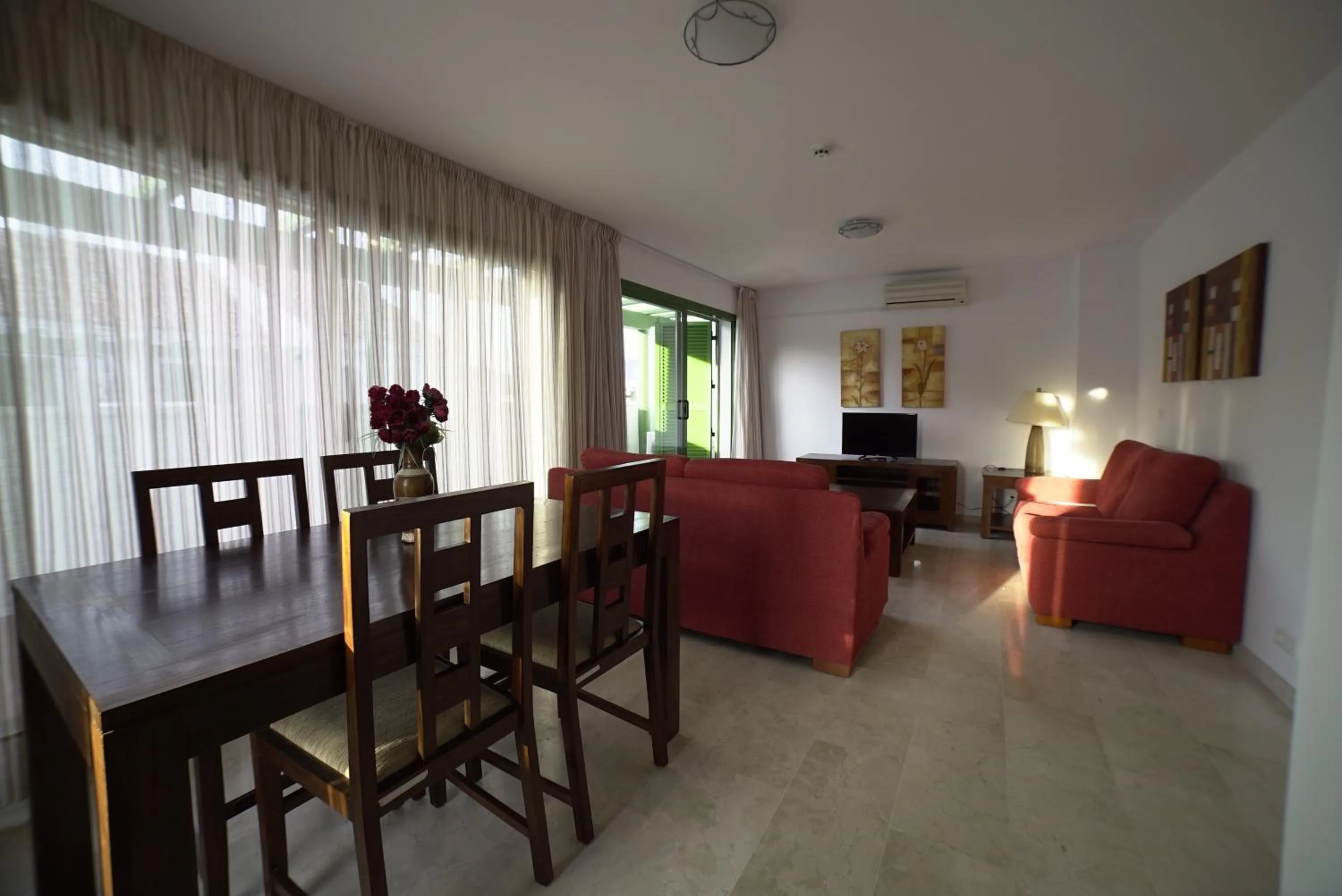 Living room in Hotel Apartamentos Manilva Sun