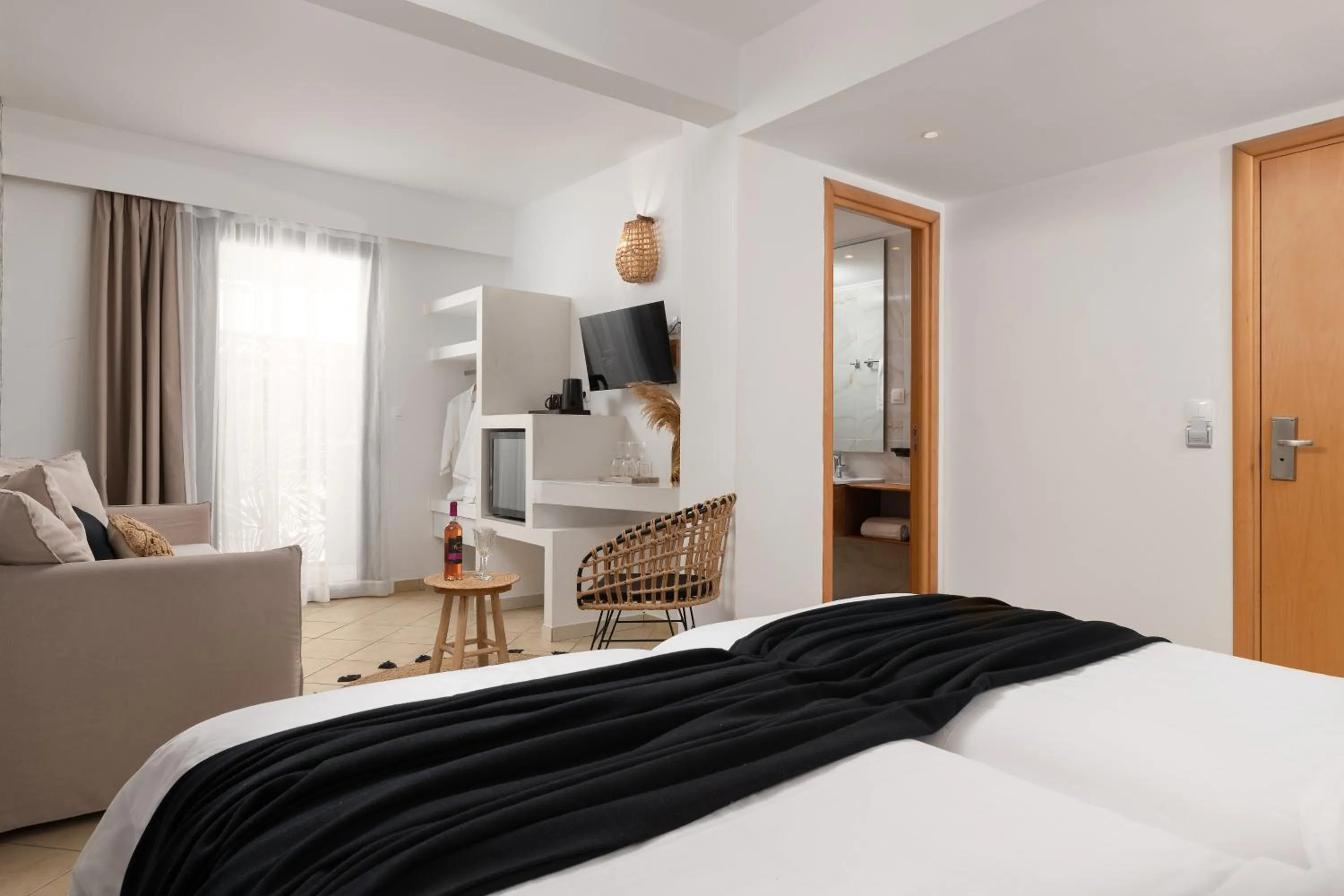 Bed in Diana Art Boutique Hotel