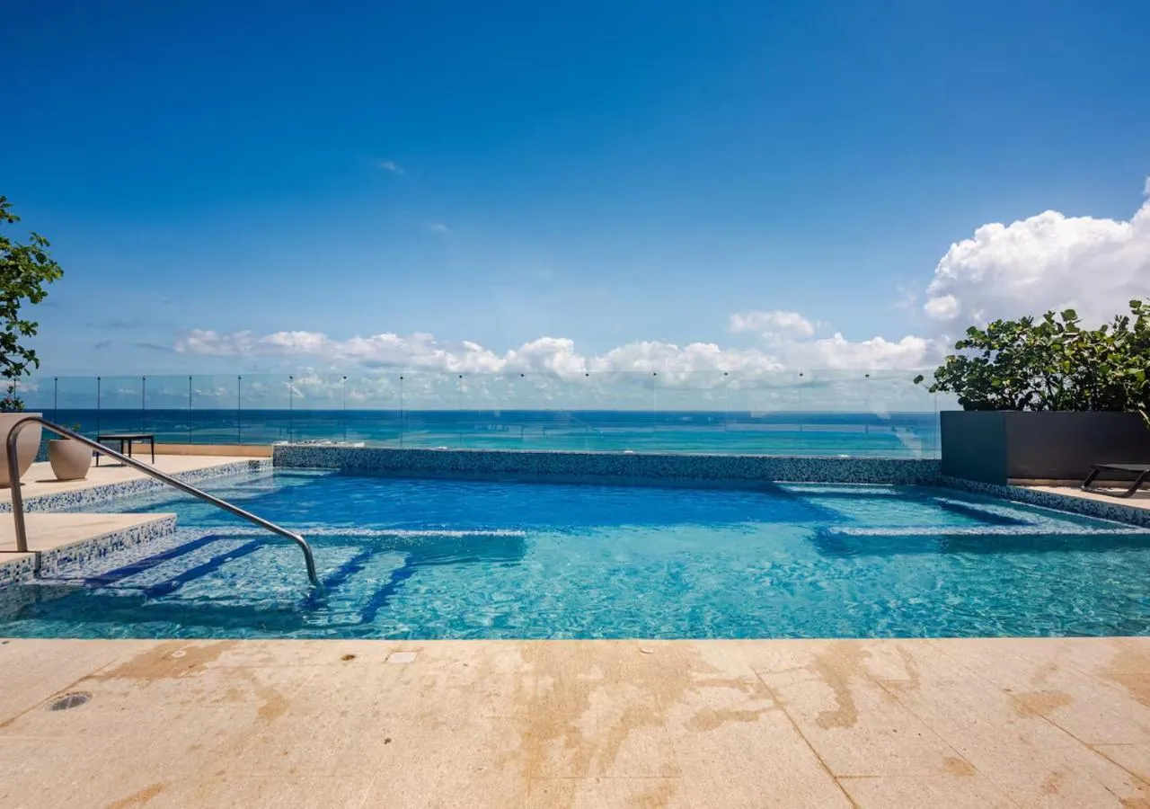 Natural landscape in Luxury 1BR Condo Prime Location