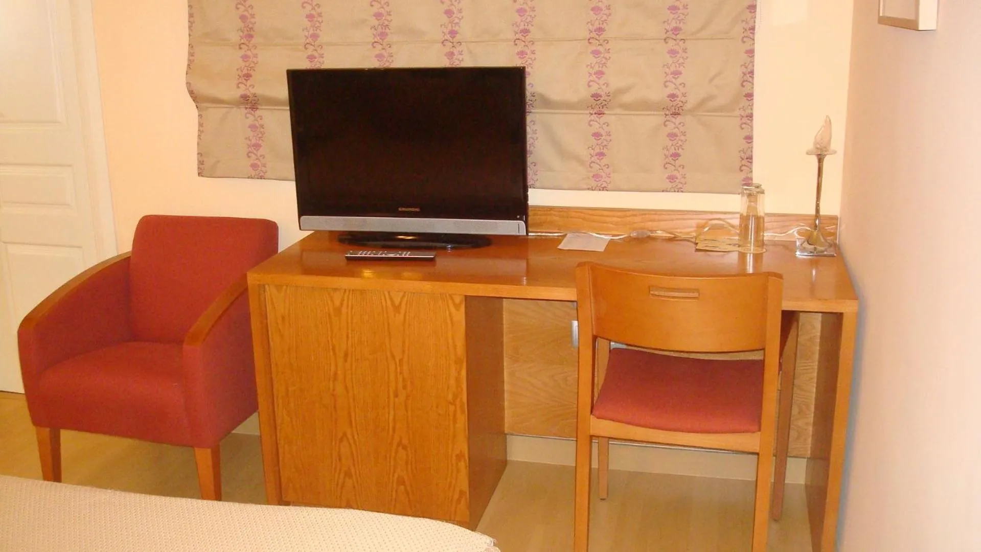 Bedroom in Hotel Alfonso VIII De Cuenca