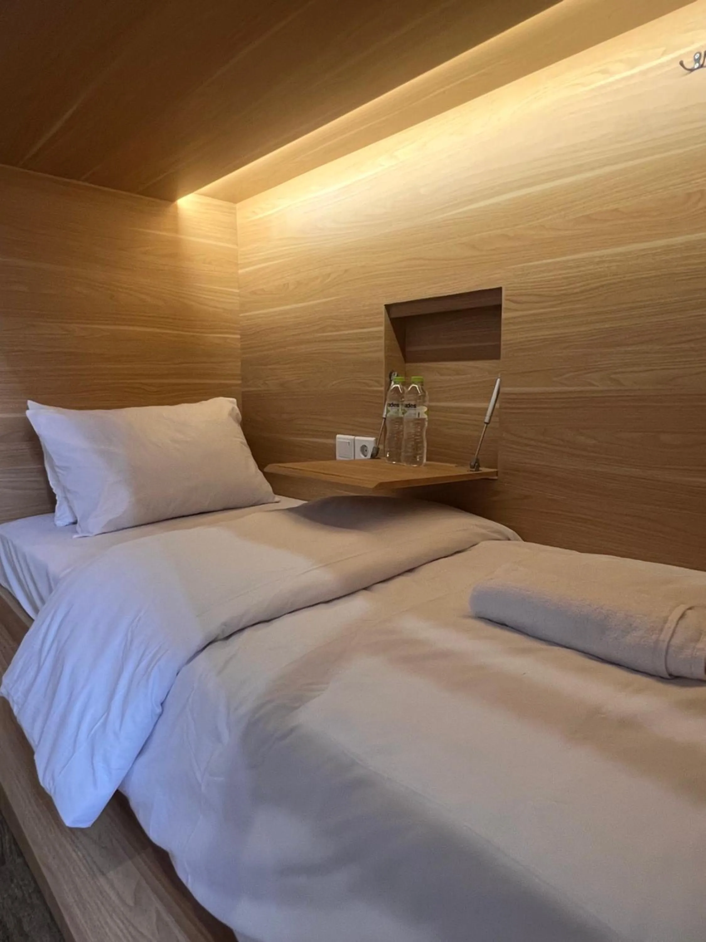 Bed in Sleep Studio Hotel City Center Surabaya