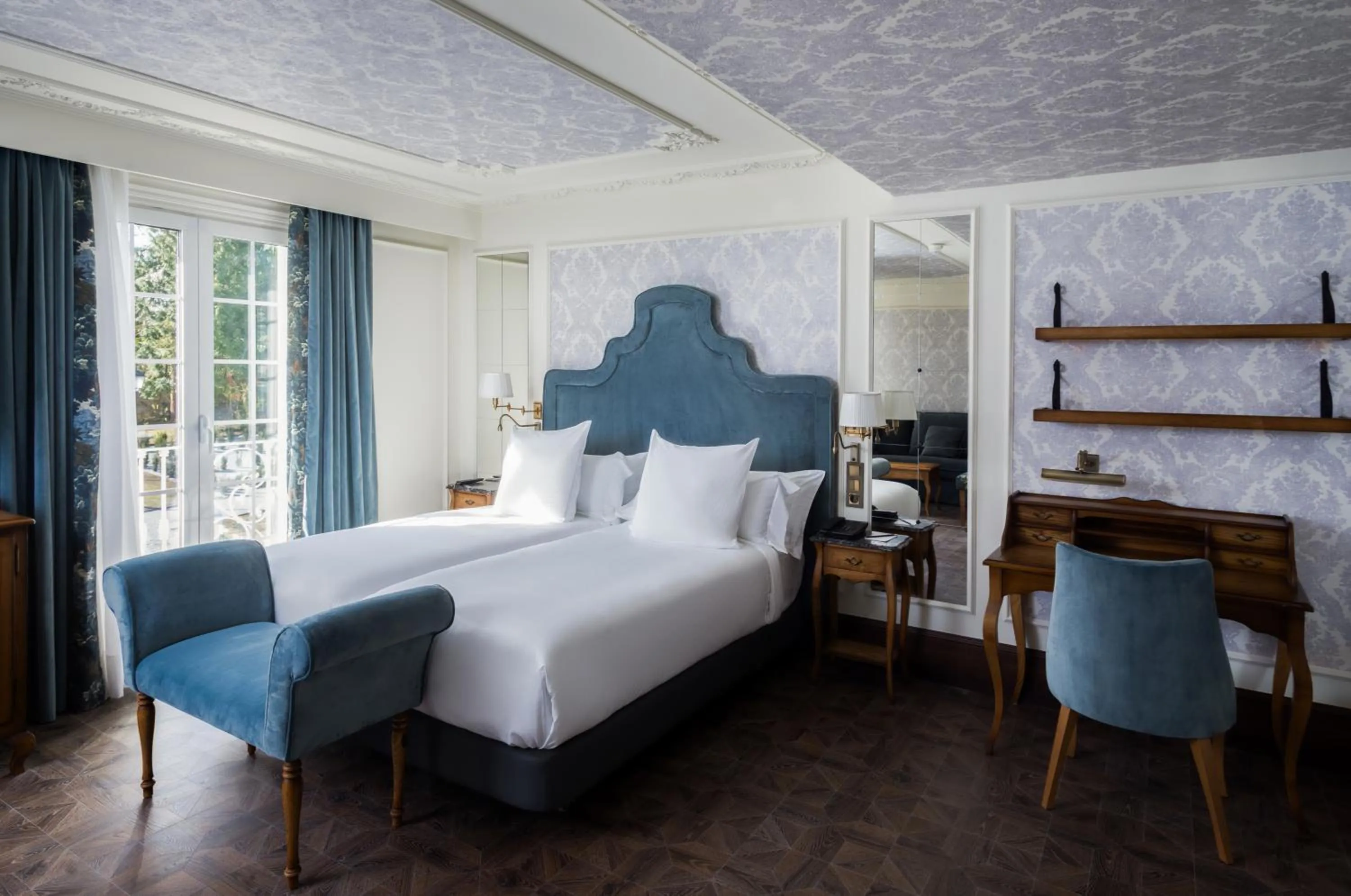 Bed in Hotel Luze Boutique San Sebastian