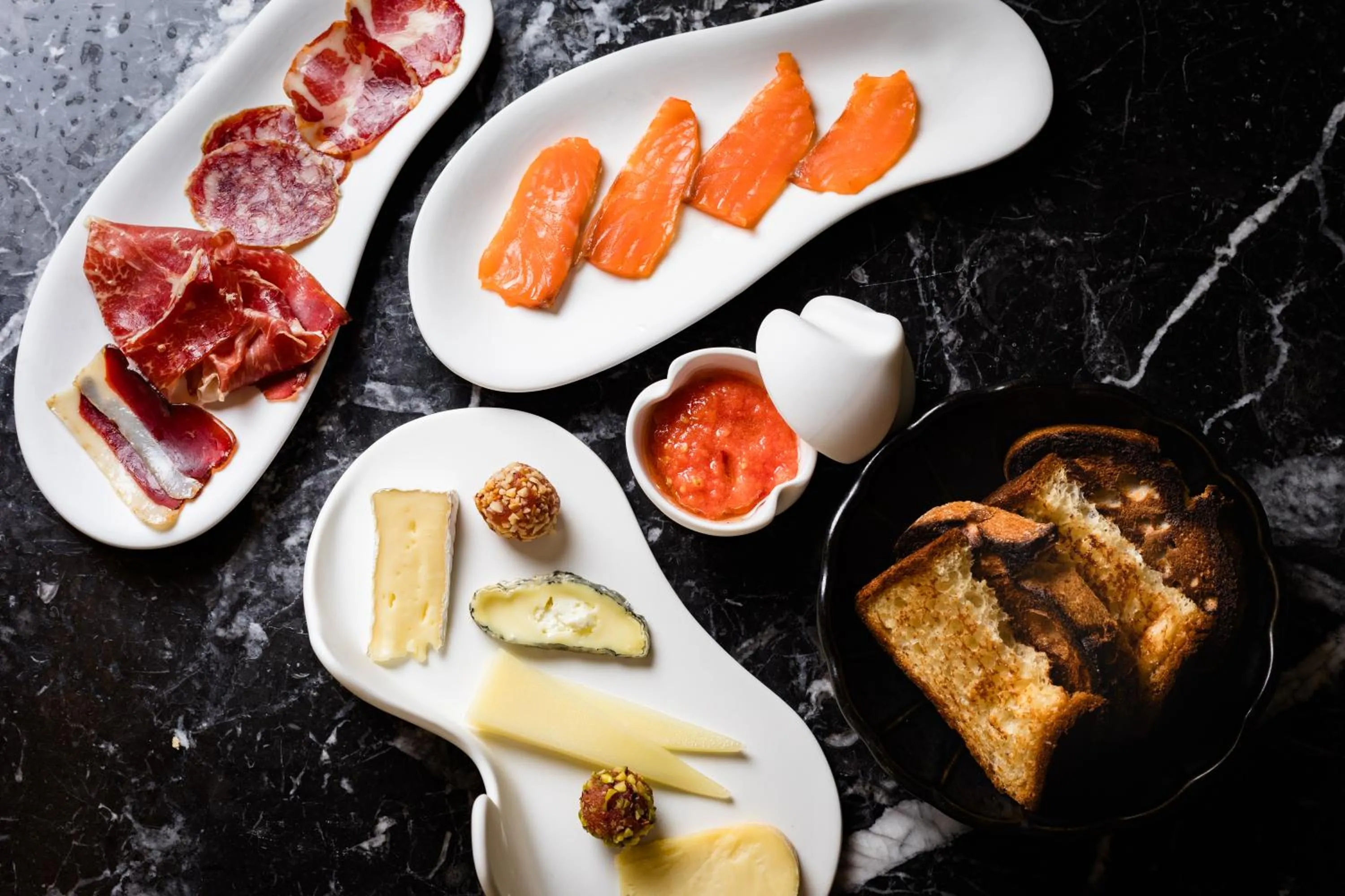 Restaurant/places to eat in Hotel Luze Boutique San Sebastian