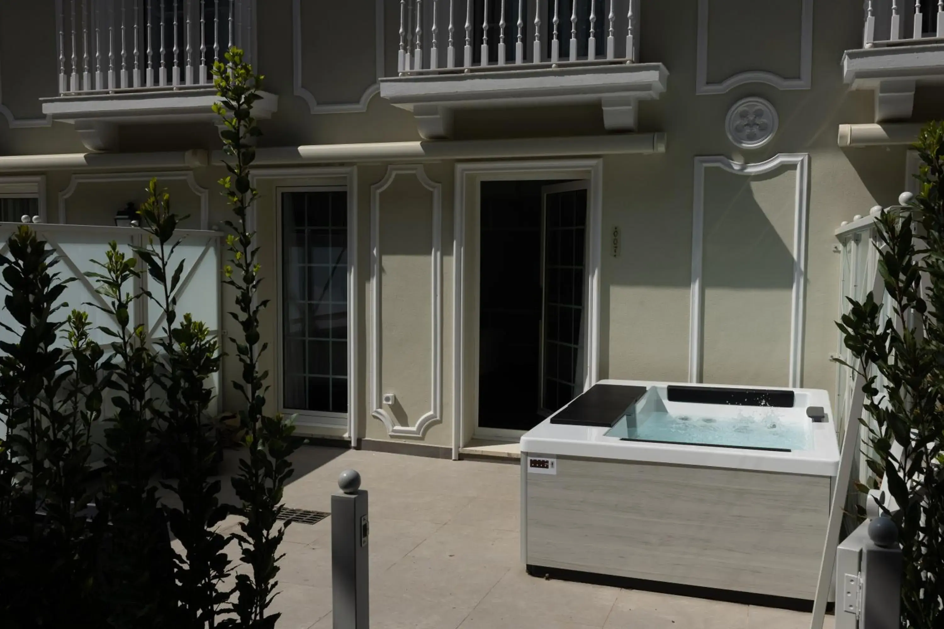 Deluxe Room with Jacuzzi in Terrace - single occupancy in Hotel Luze Boutique San Sebastian Deluxe Room with Jacuzzi in Terrace - single occupancy in Hotel Luze Boutique San Sebastian