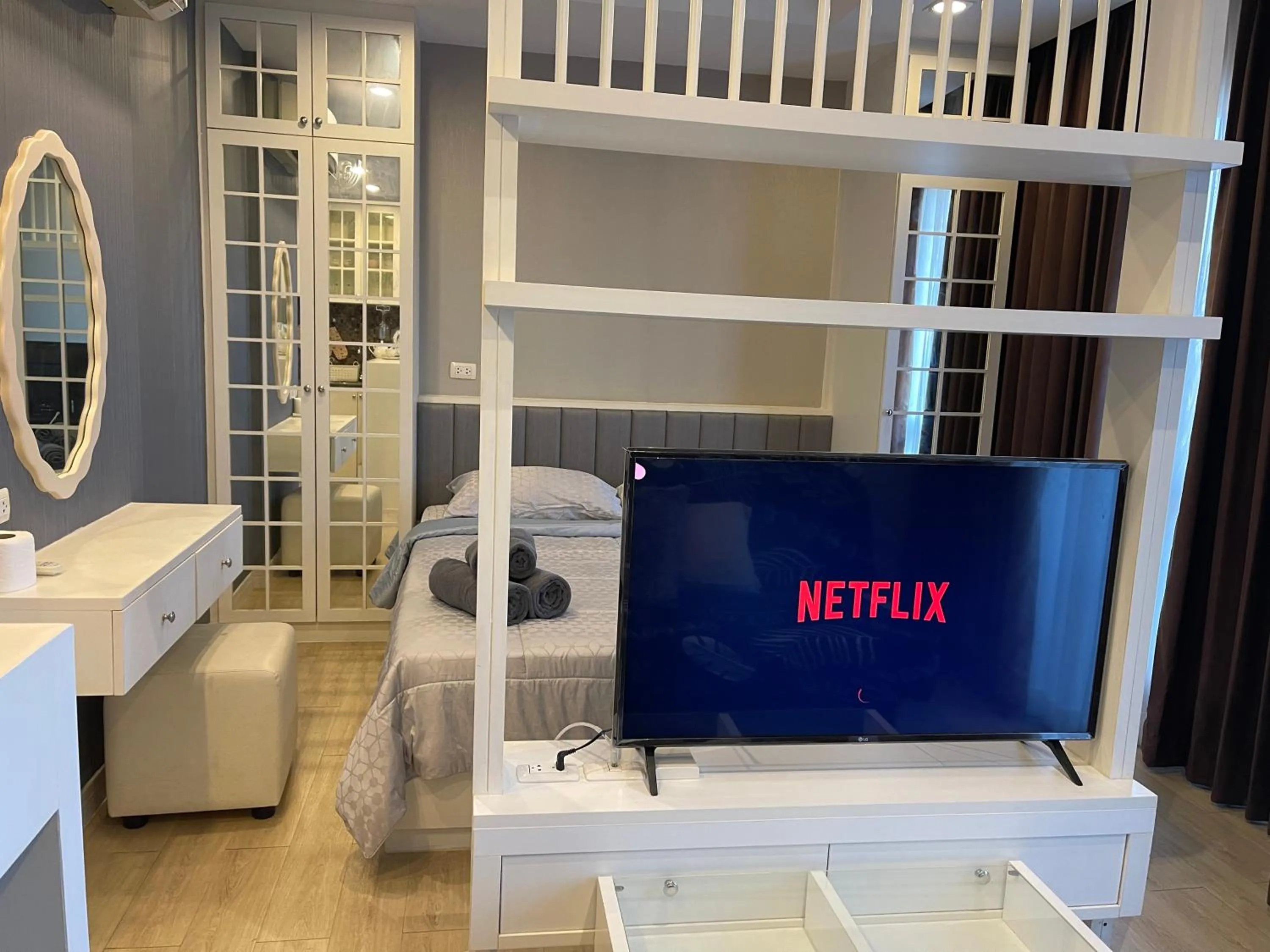 The Patio bangsaen miracle Seaview