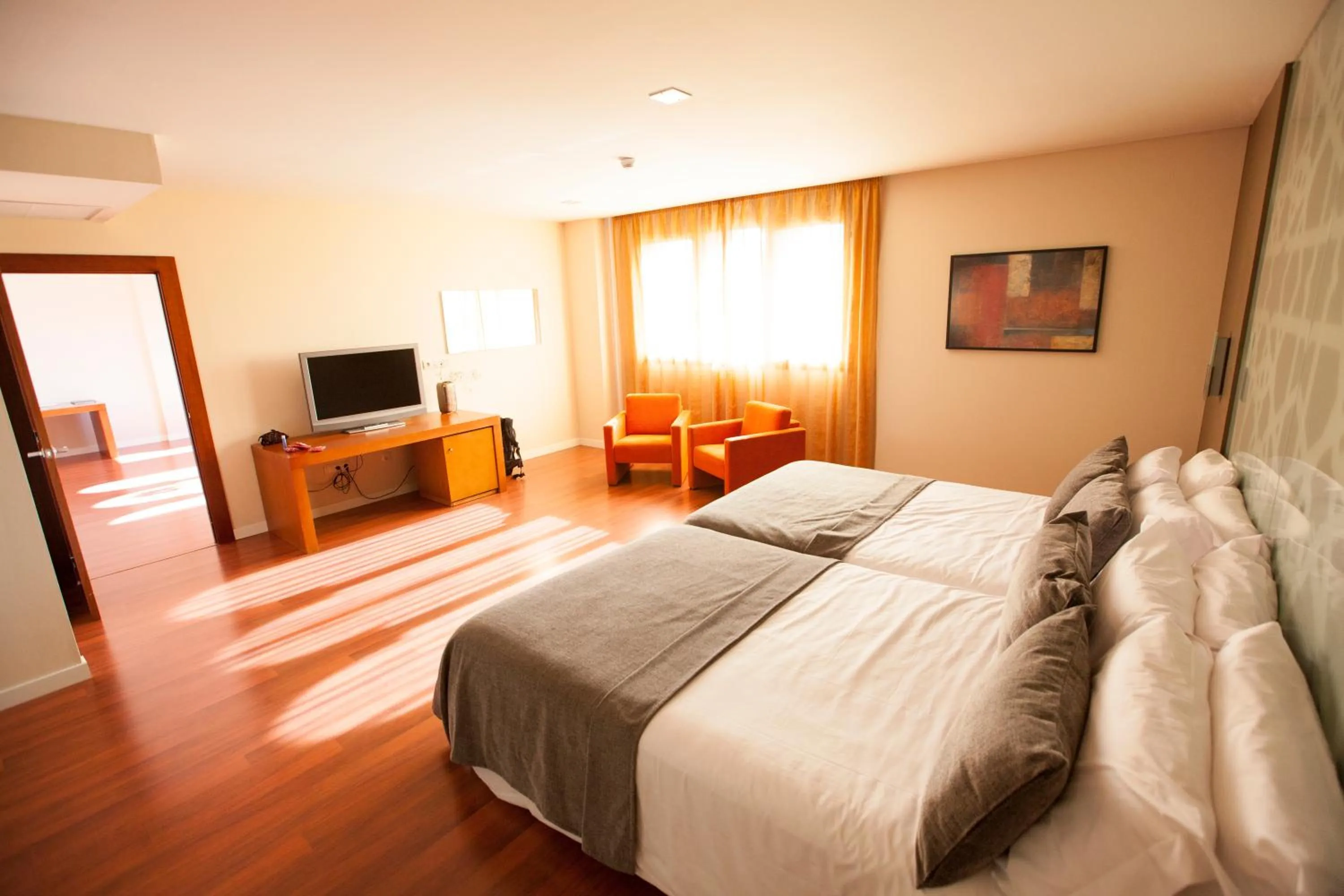 Photo of the whole room, Bed in Hotel Granada Palace