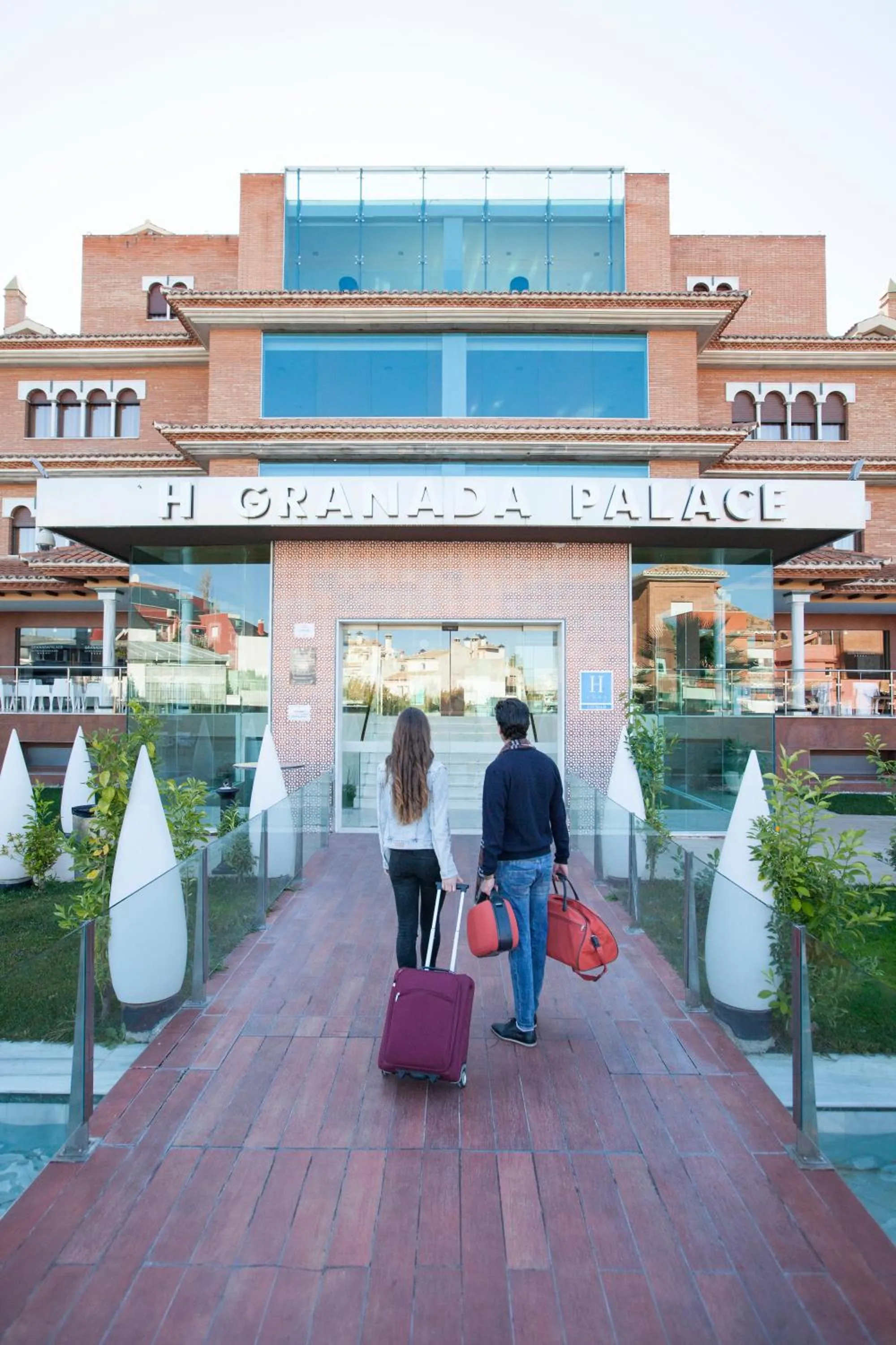 Facade/entrance in Hotel Granada Palace