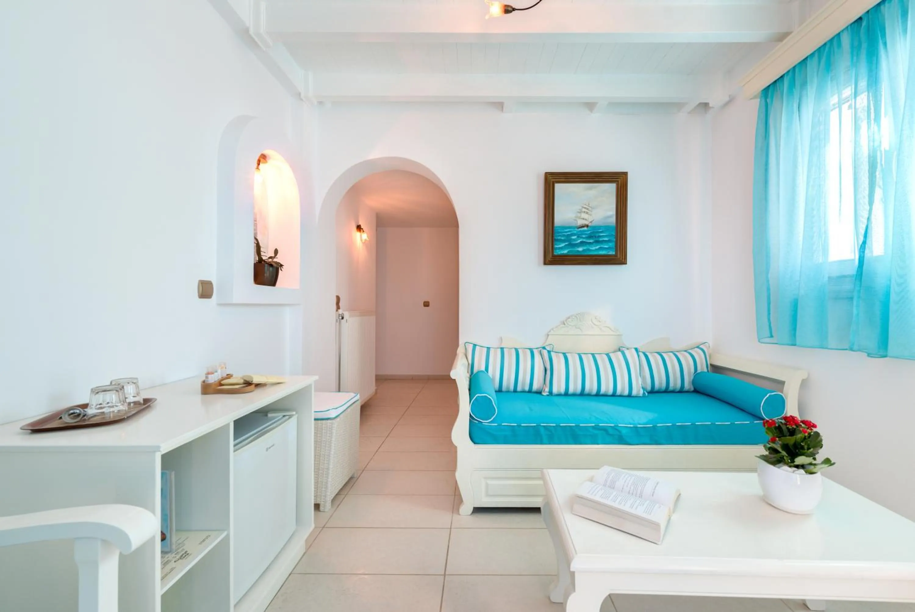 Living room, Bed in Ellinon Thea Boutique Hotel