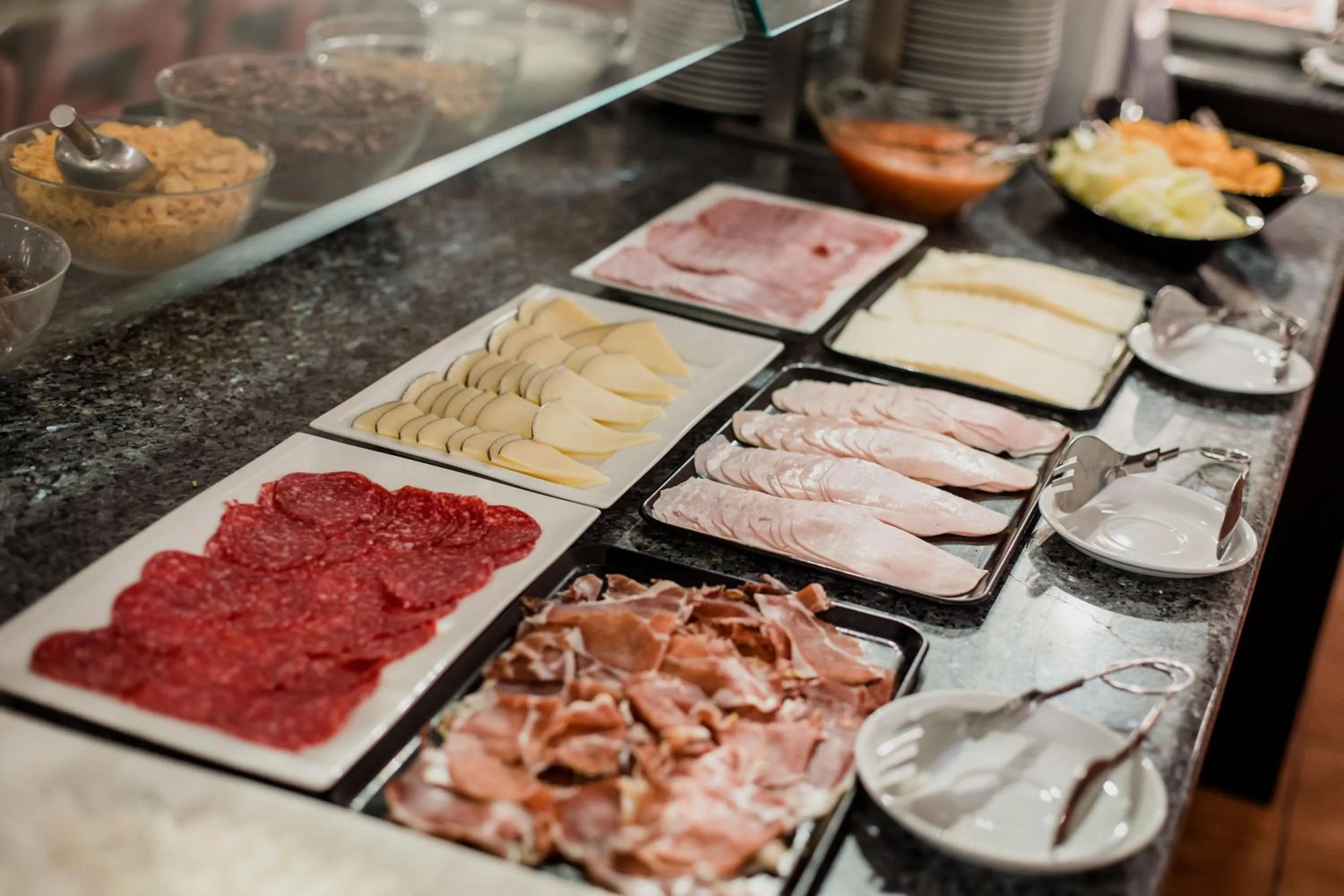 Buffet breakfast in Mont Blanc