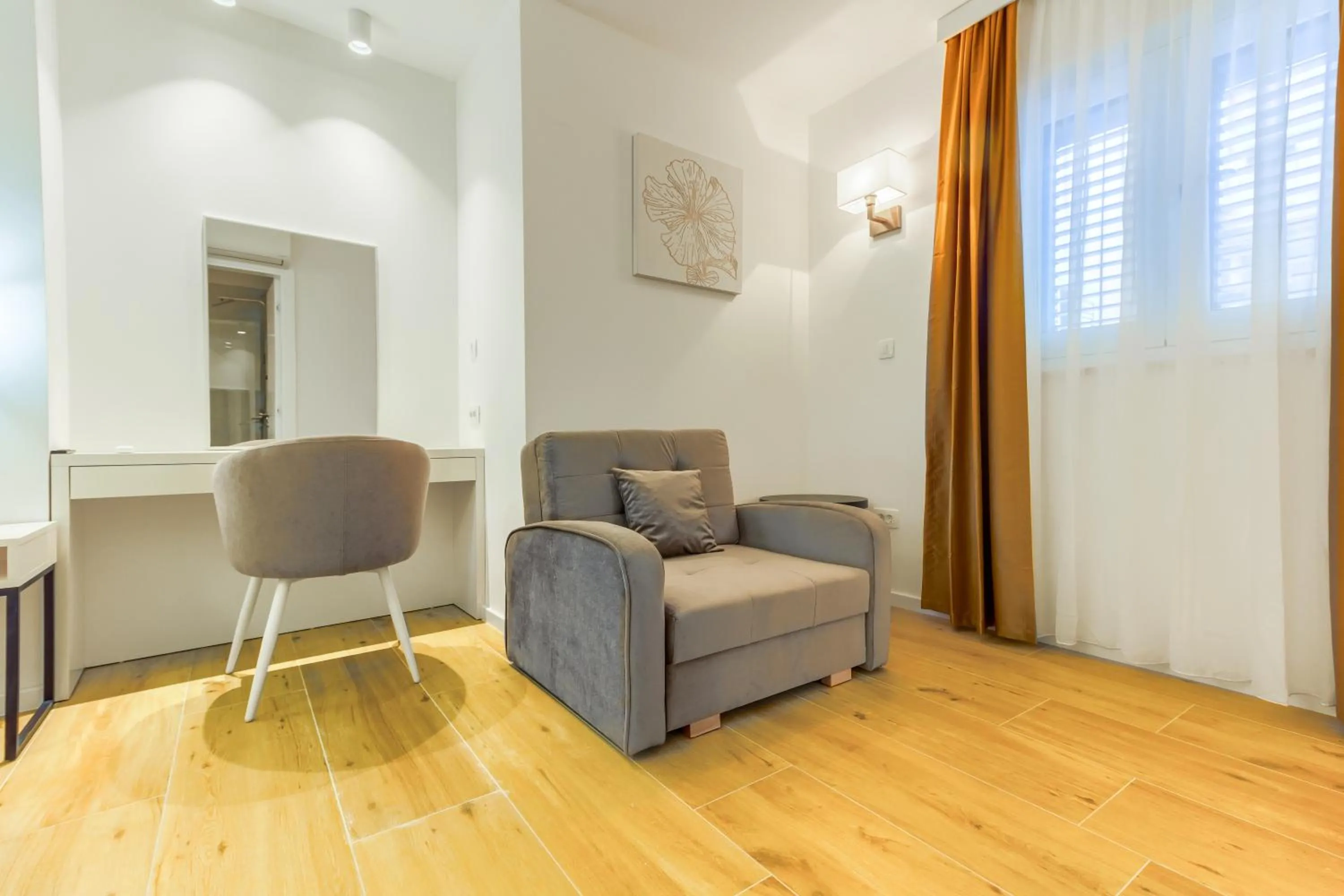 Decorative detail in Irini Luxury Rooms