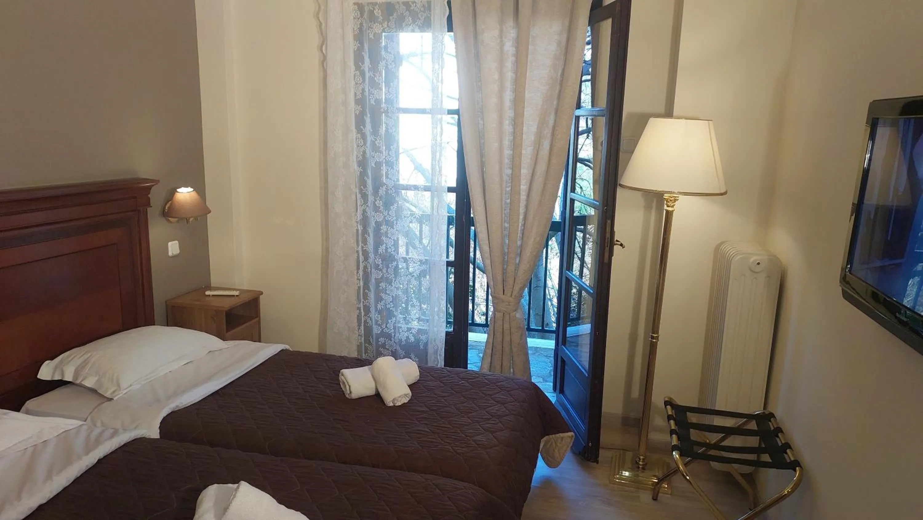 Bed in Alkistis Hotel