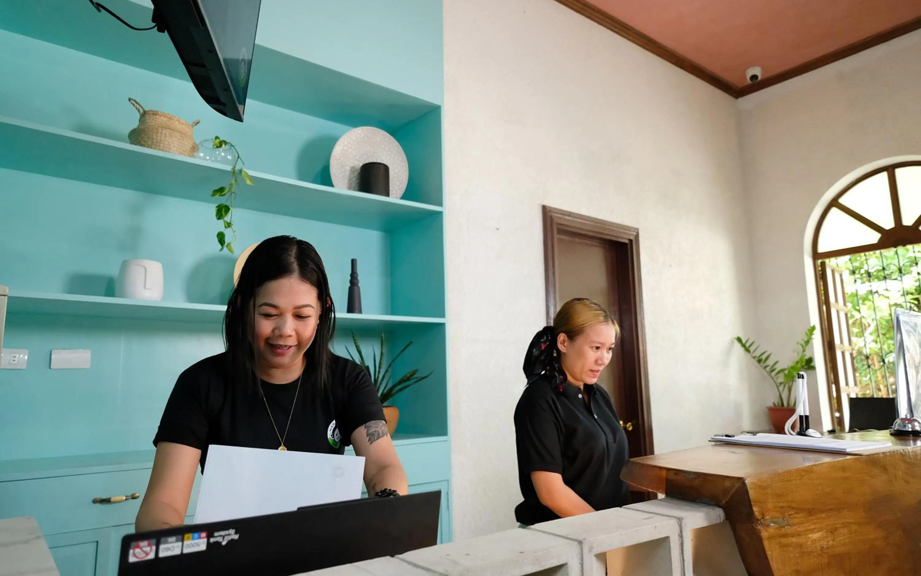 Lobby or reception in Mad Monkey Dumaguete