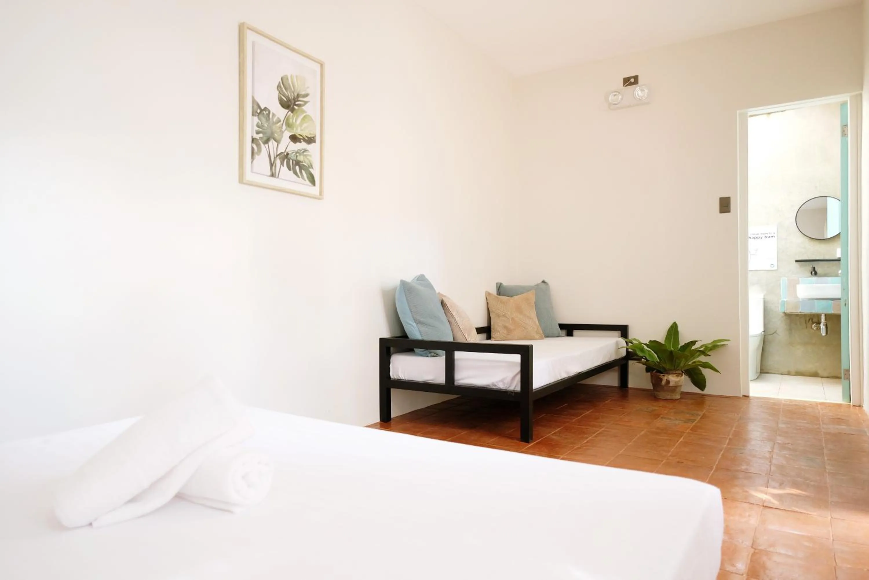 Bed in Mad Monkey Dumaguete