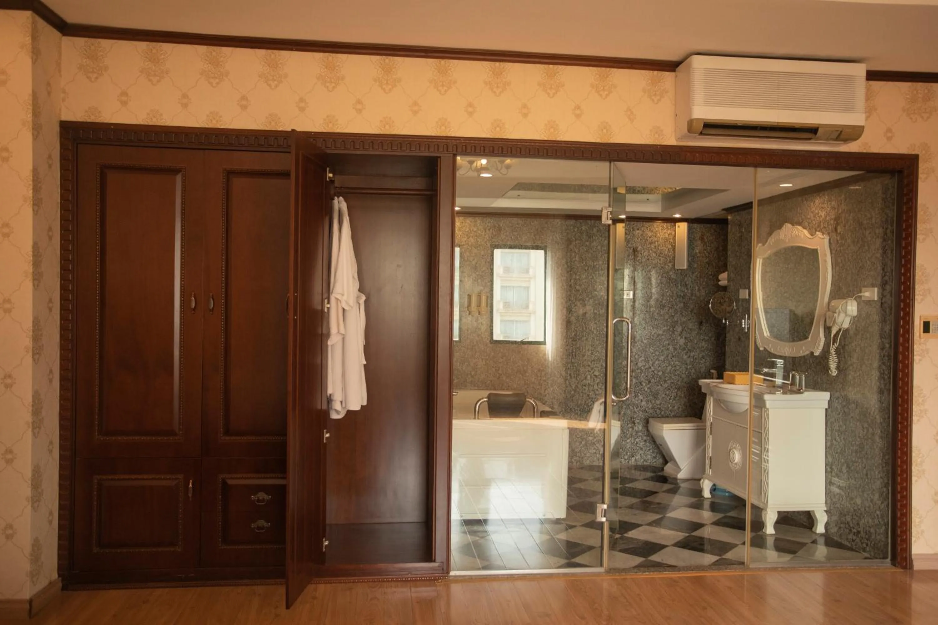 Bathroom in Sao Mai Hotel