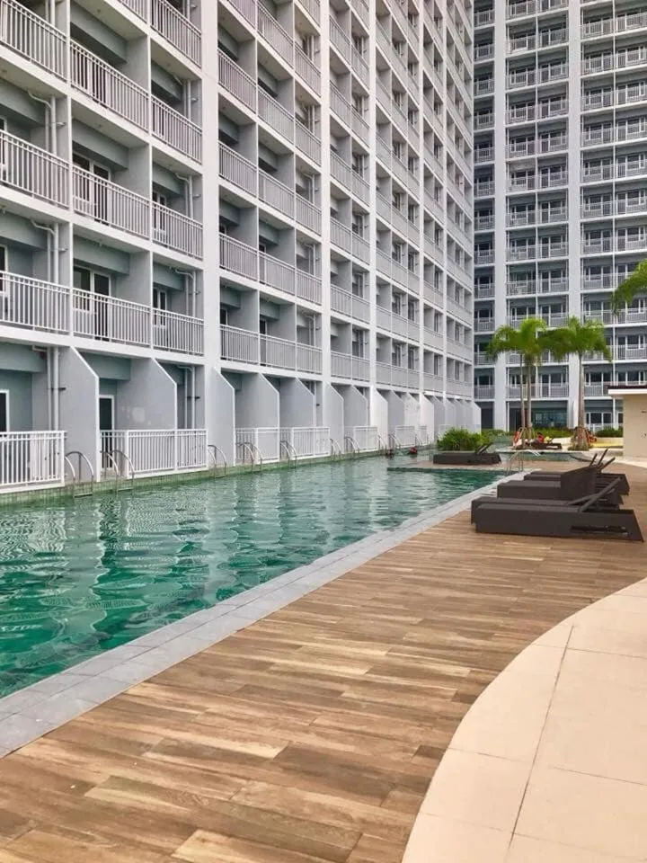 SMDC Breeze Residences