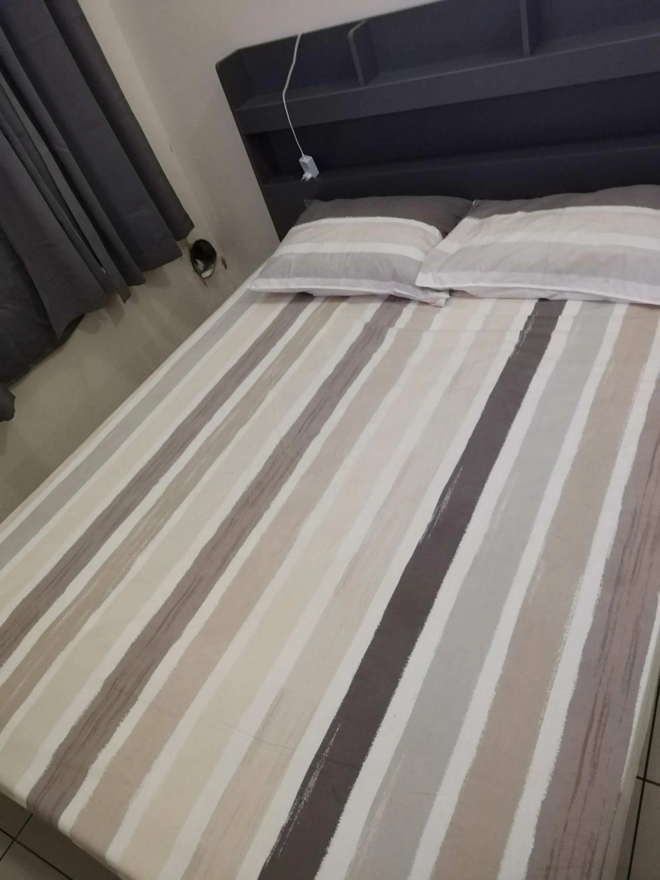 Bed in SMDC Breeze Residences