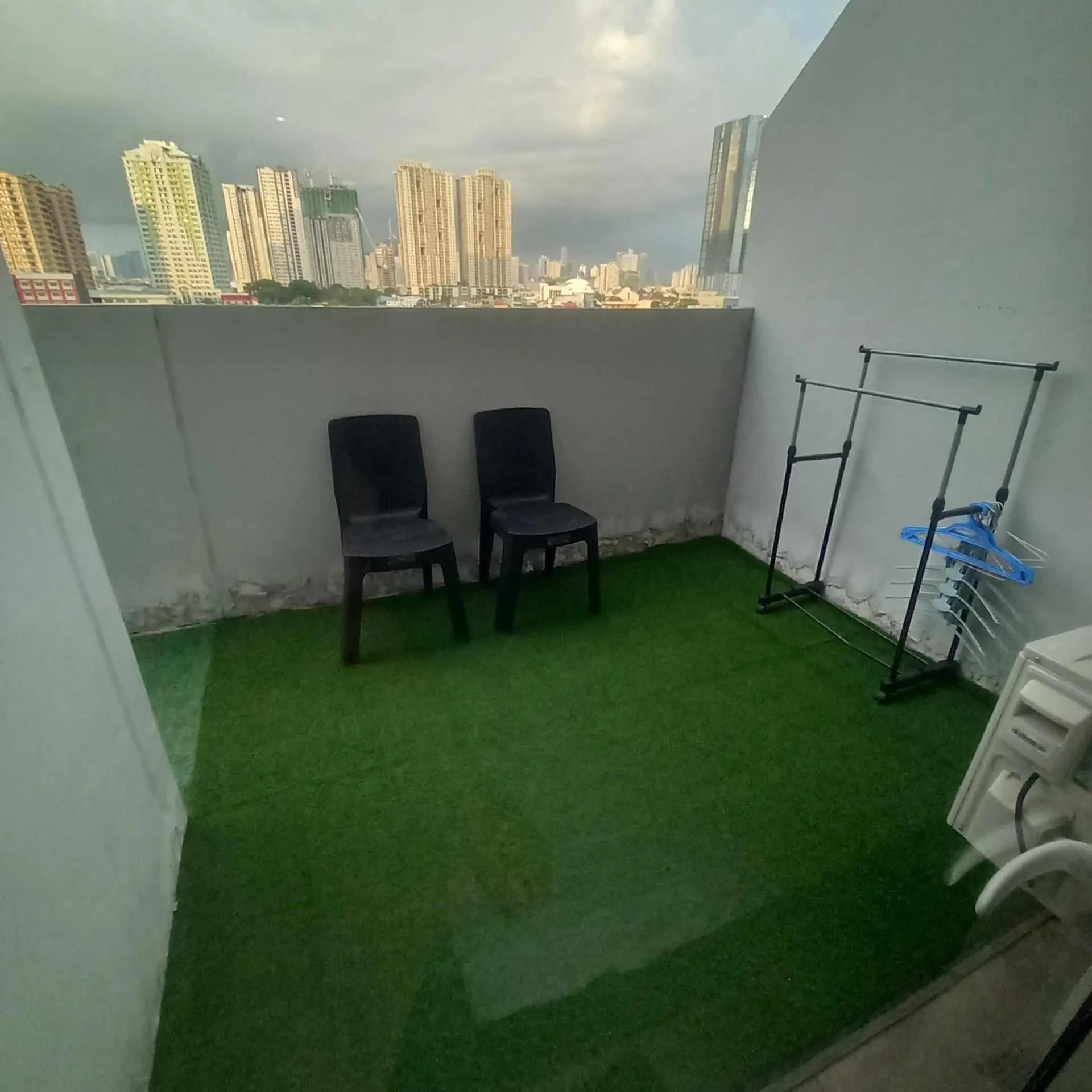 Patio in SMDC Breeze Residences