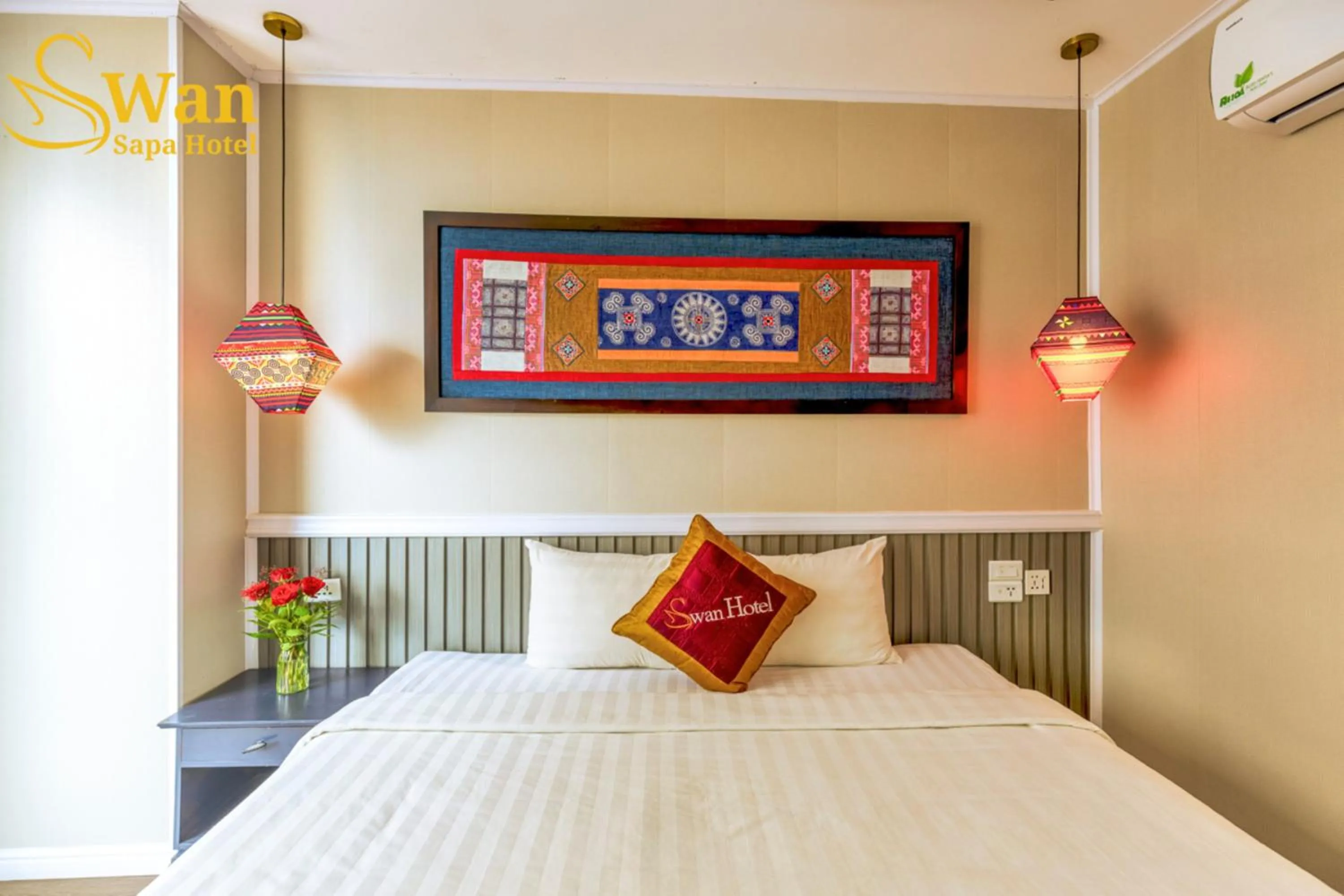 Bedroom, Bed in Swan Sapa Hotel