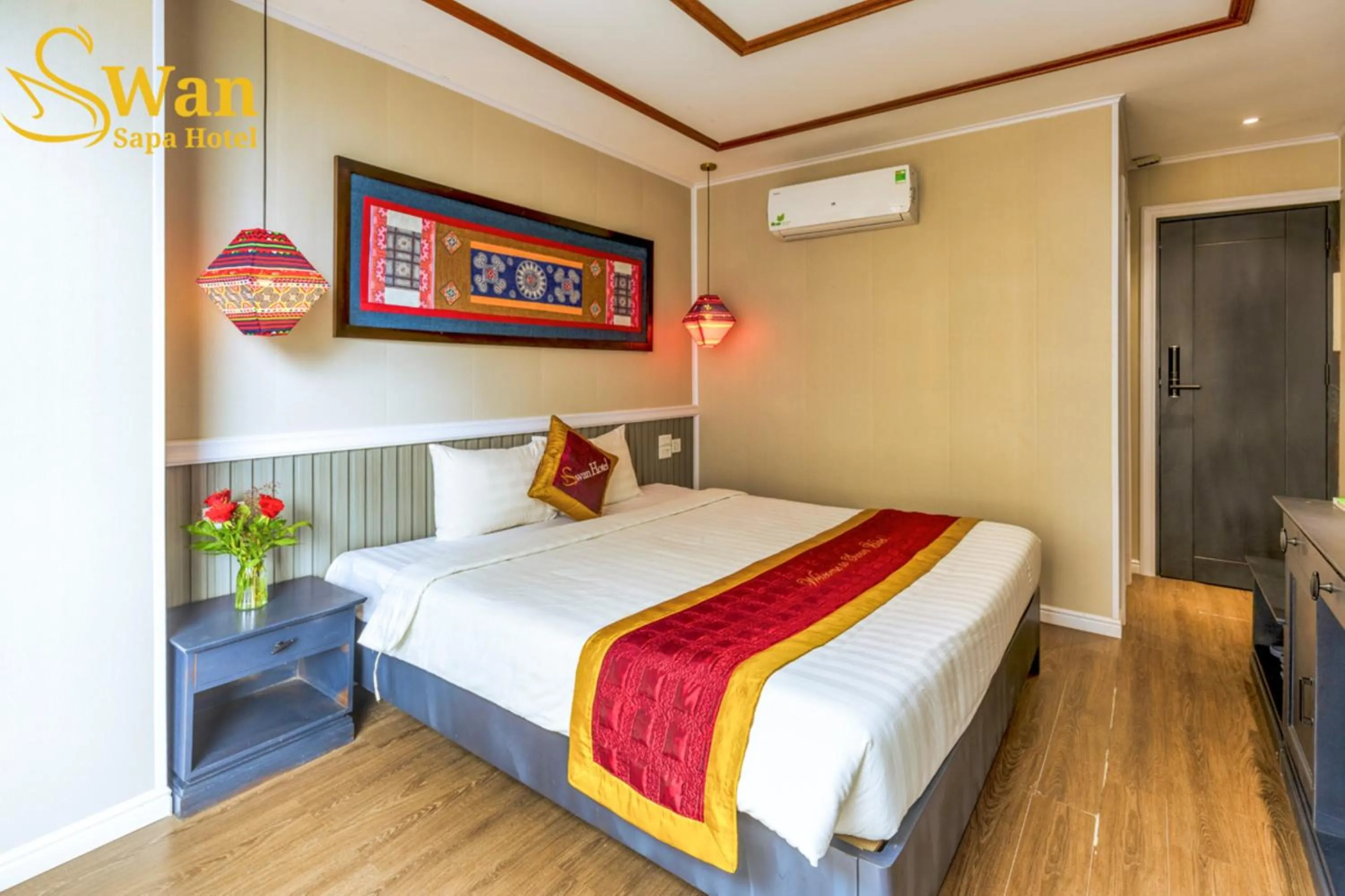 Bedroom, Bed in Swan Sapa Hotel