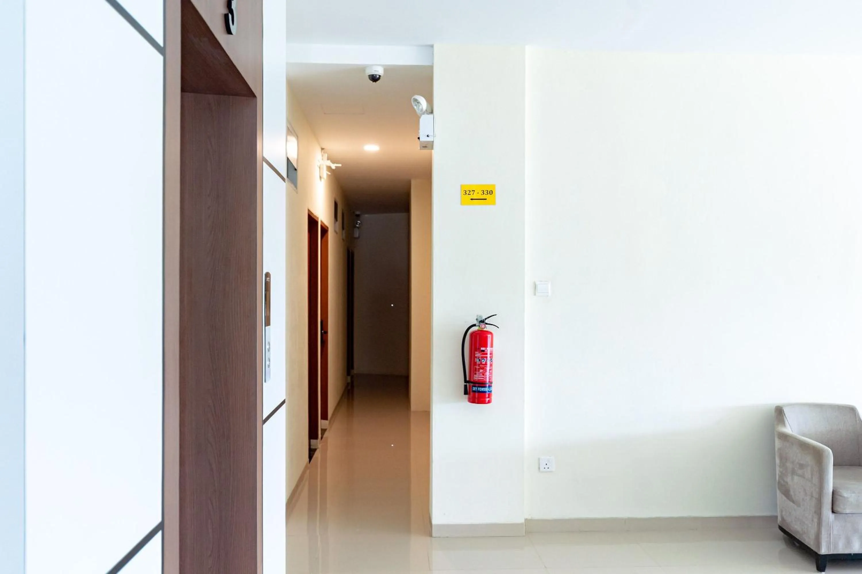 Bedroom in RedDoorz Plus at Komplek ABC Batu Aji Batam