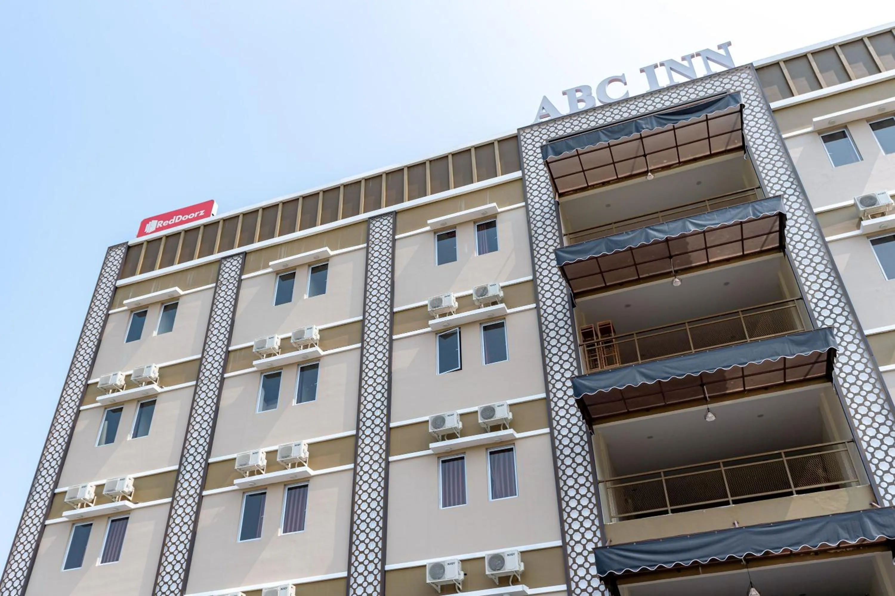 Property building in RedDoorz Plus at Komplek ABC Batu Aji Batam