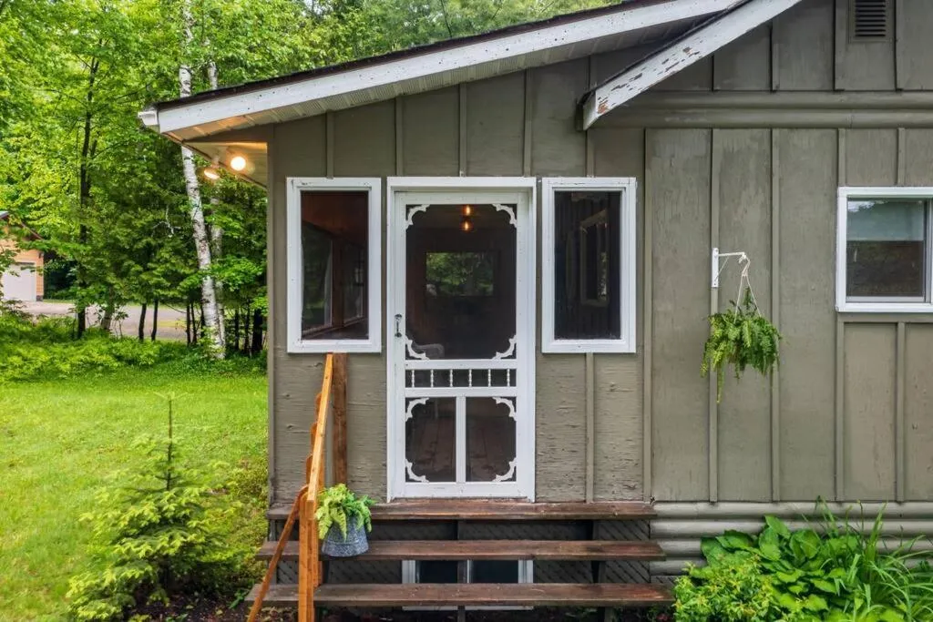 Bear Essentials Hideaway