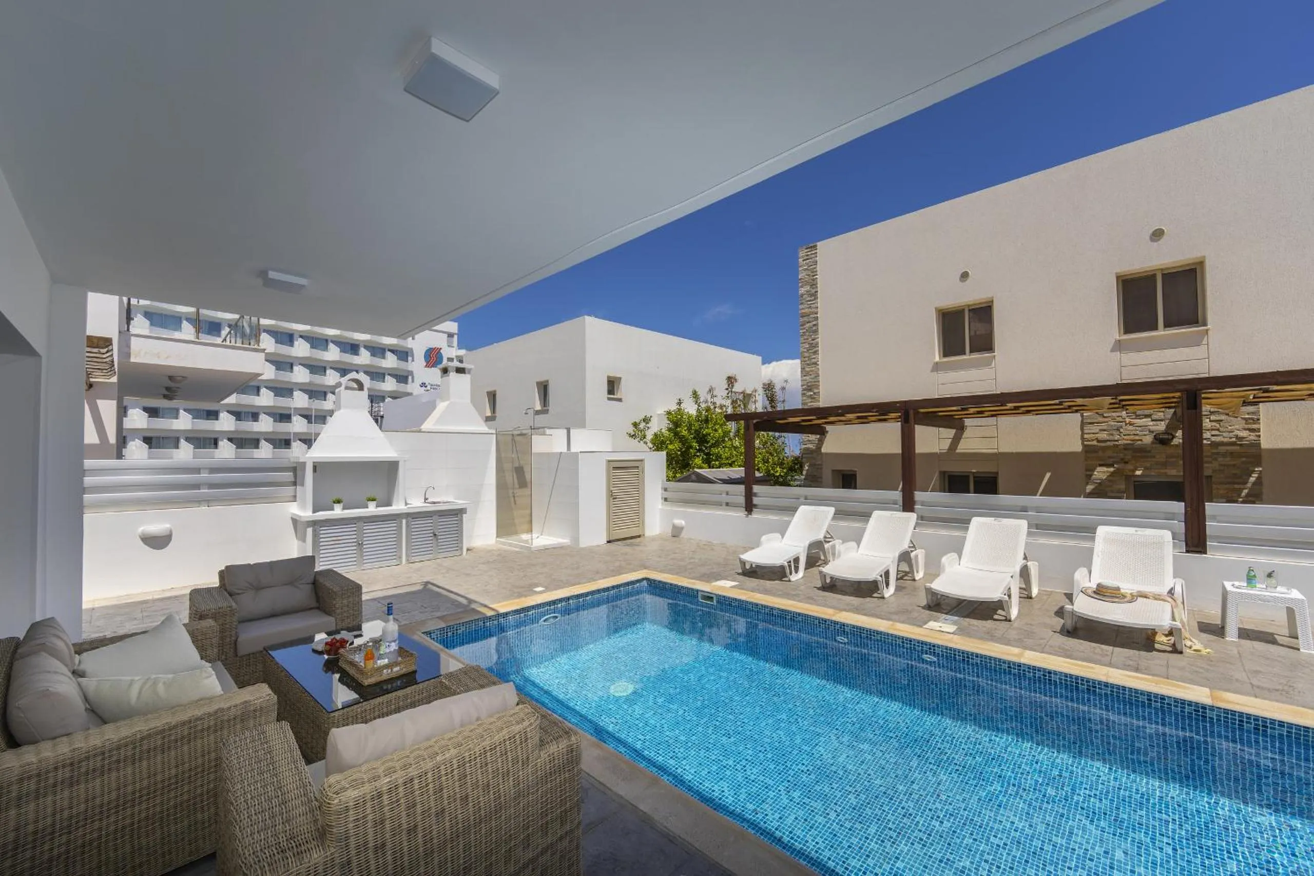 Swimming pool in Protaras Sunrise Beach Villa 2