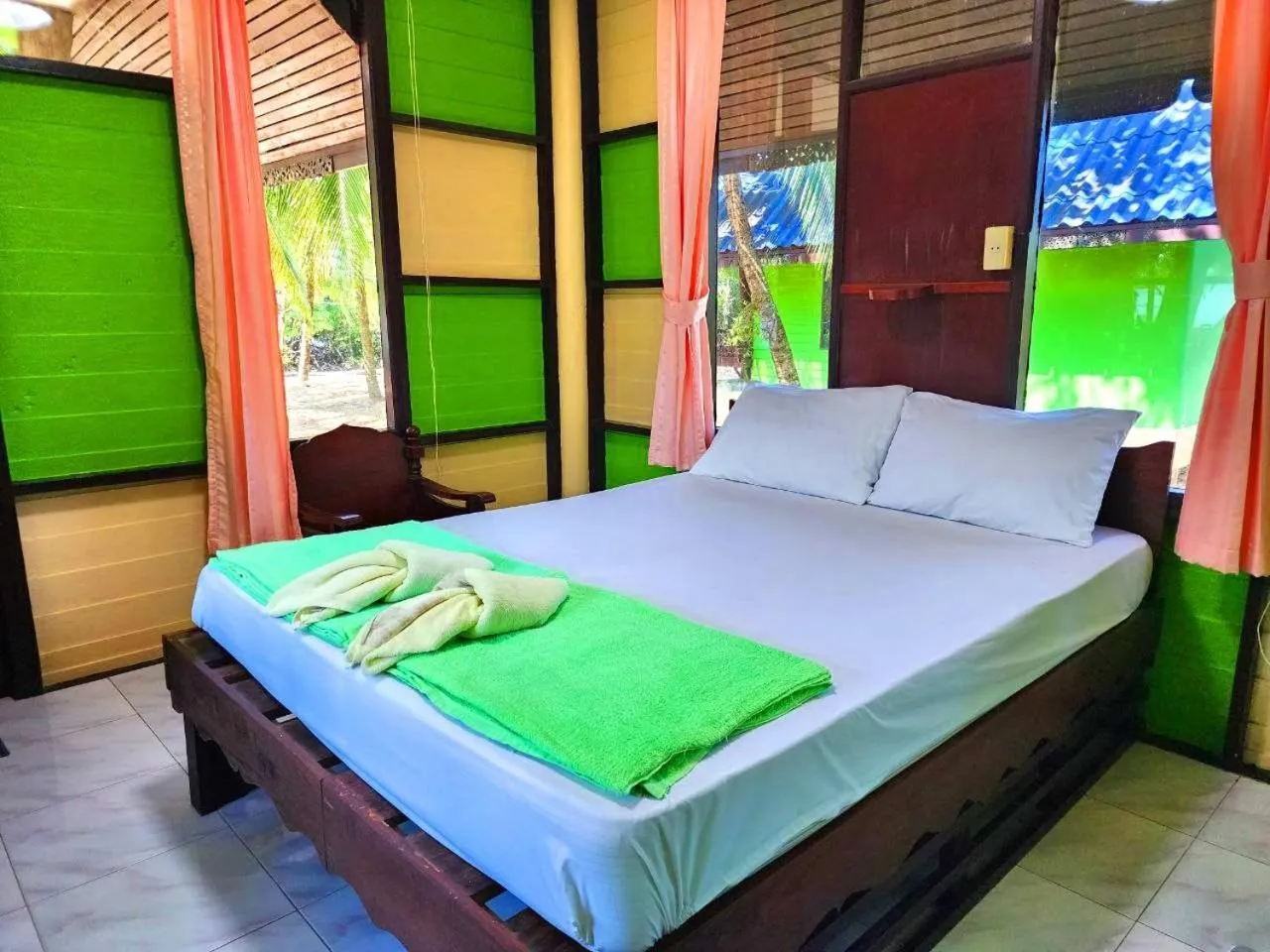 Bedroom, Bed in Banmae Resort Kohchang