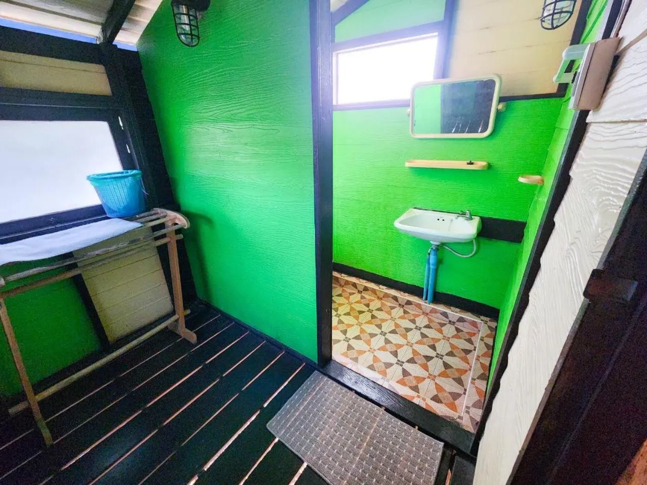 Toilet in Banmae Resort Kohchang