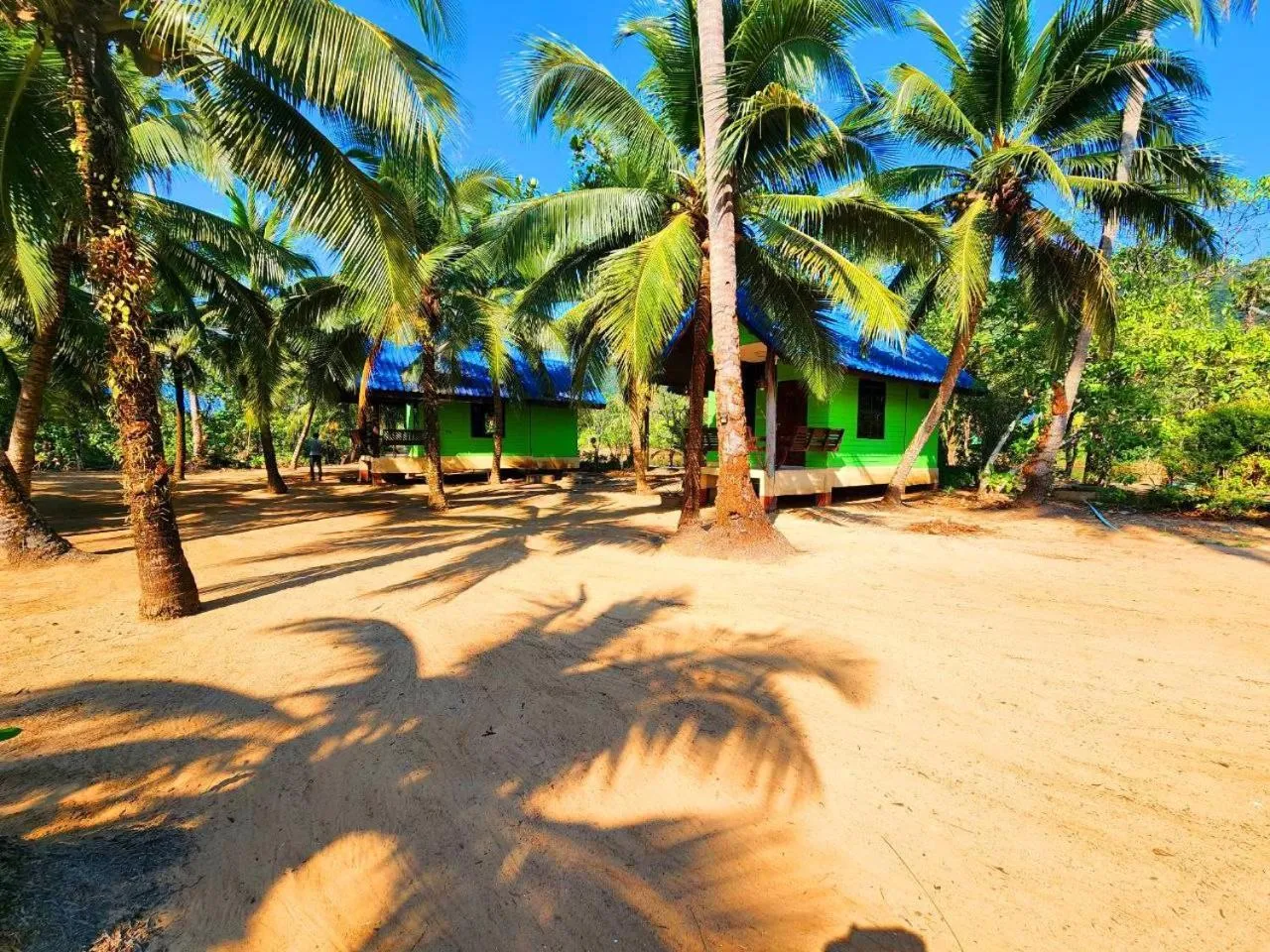 Garden in Banmae Resort Kohchang