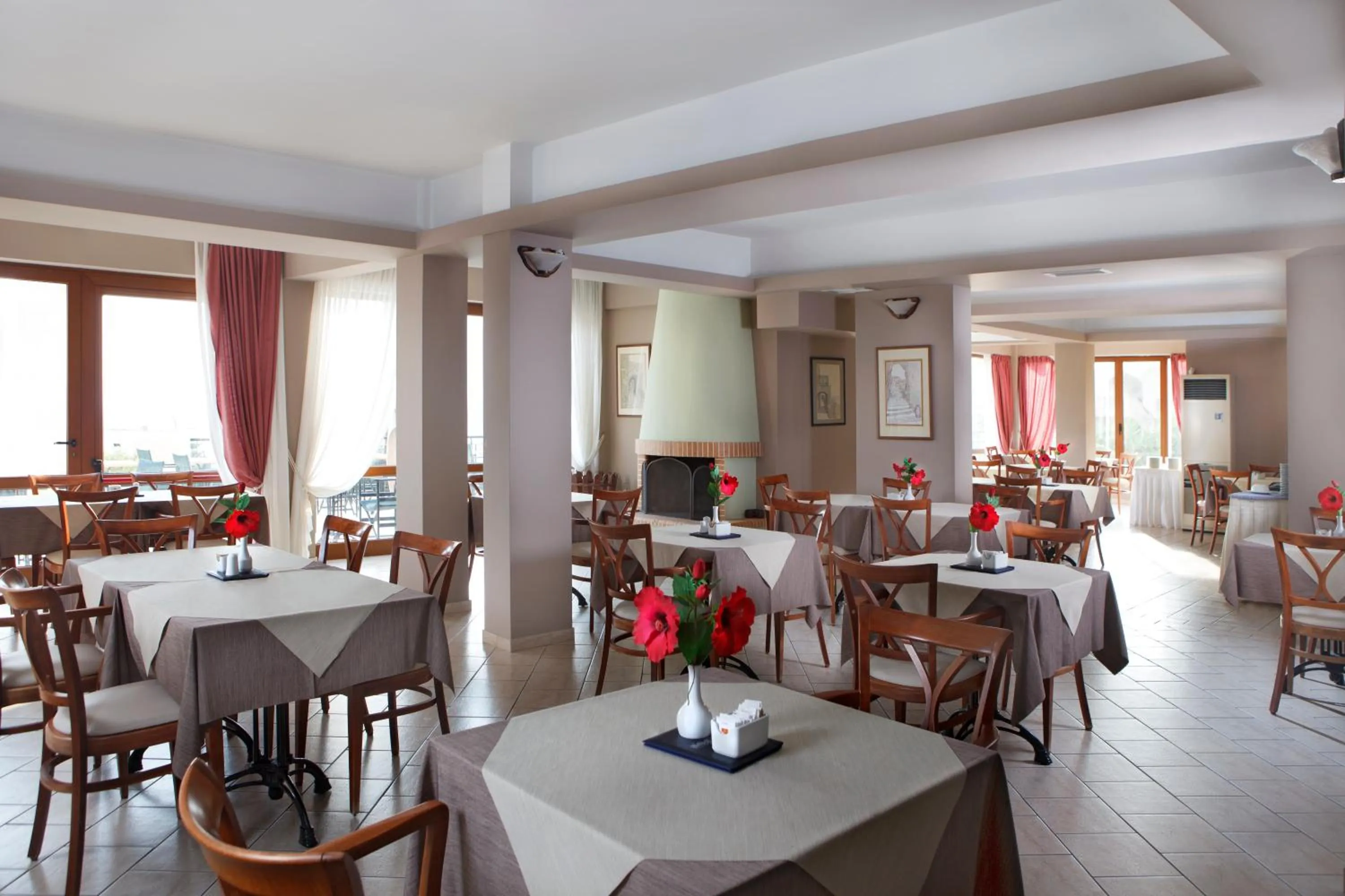 Restaurant/places to eat in Panorama