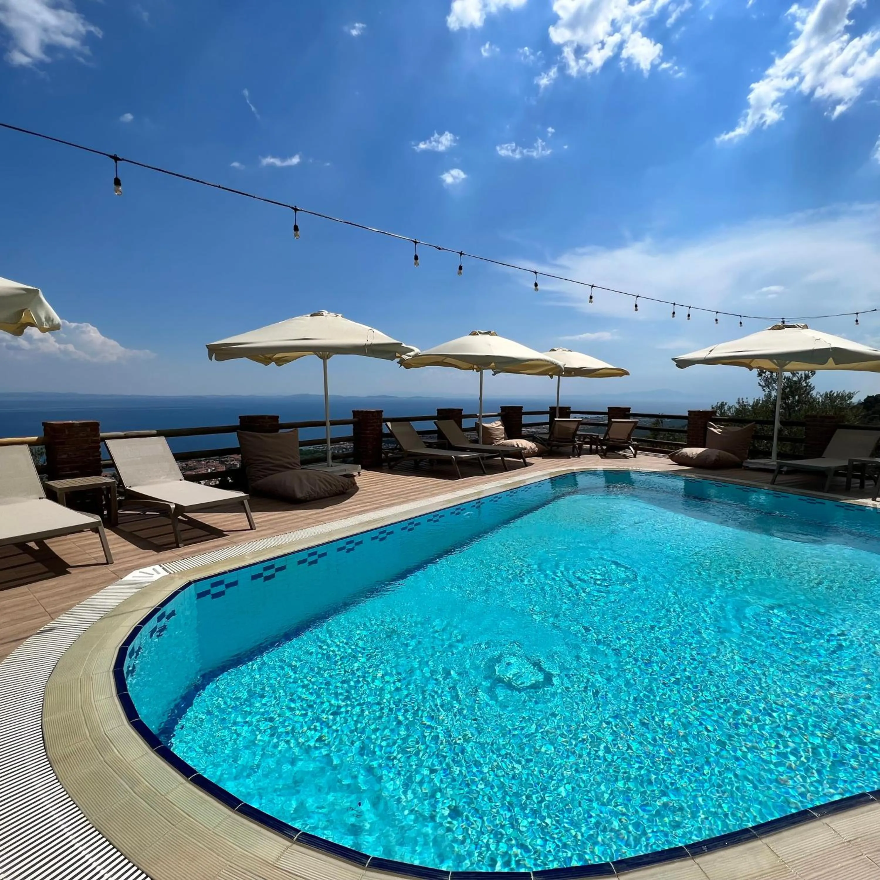 Balcony/Terrace in KAZDAĞLARI ZEYTUNİHAN BUTİK OTEL