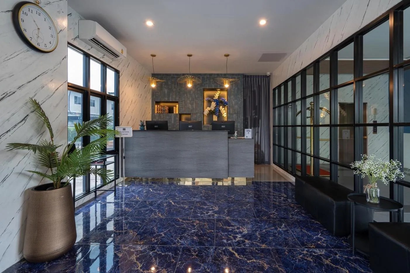 Lobby or reception in Cozy Blu Suvarnabhumi