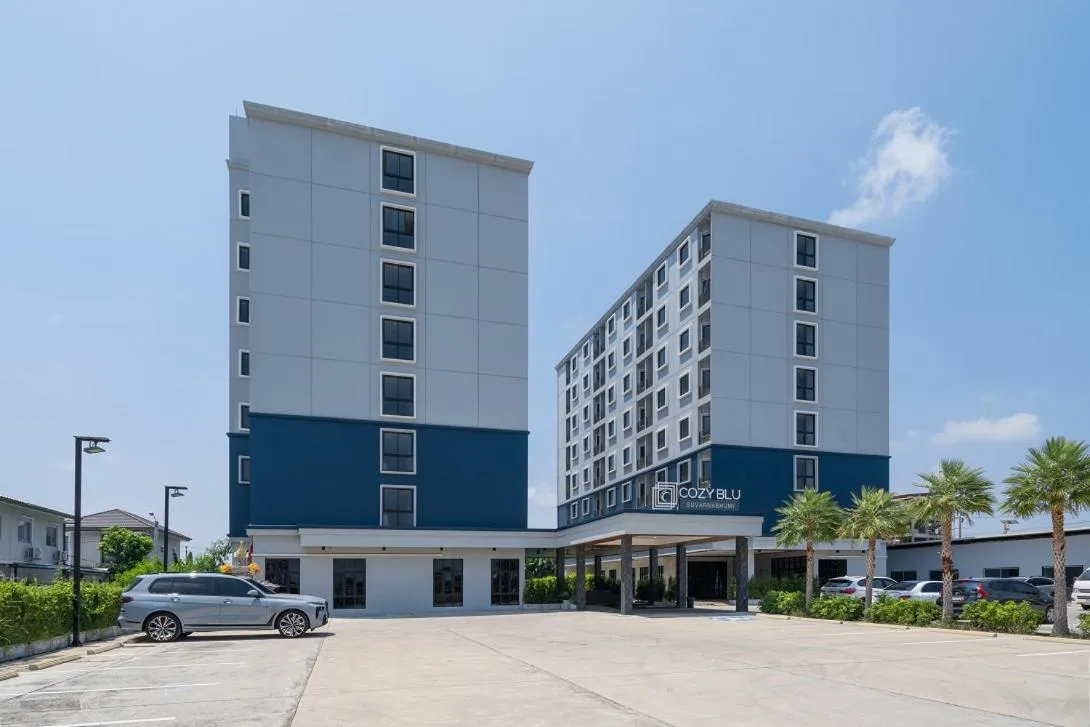 Property building in Cozy Blu Suvarnabhumi