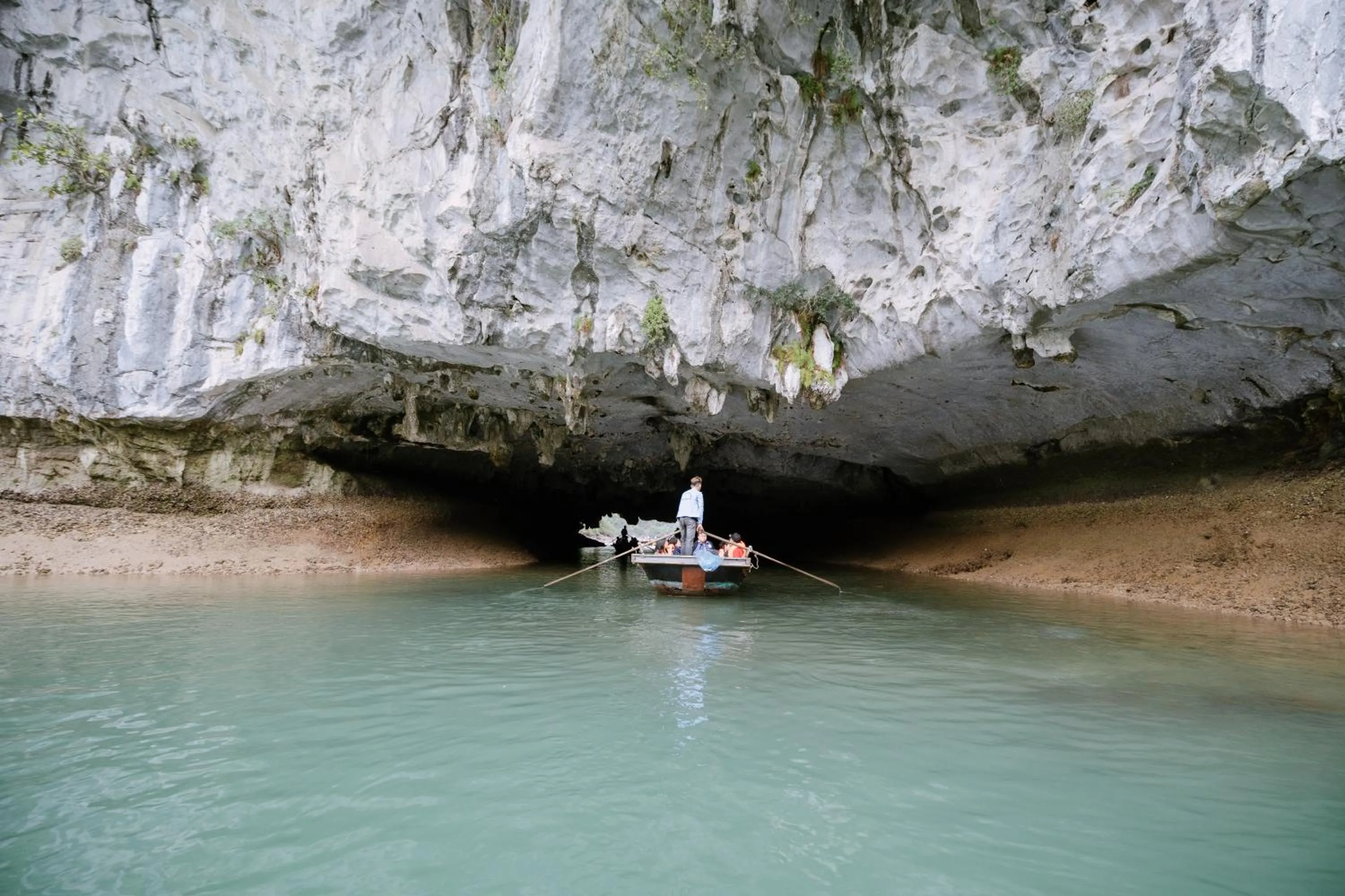 Natural landscape in Aqua Of The Seas Cruise Halong by AHG